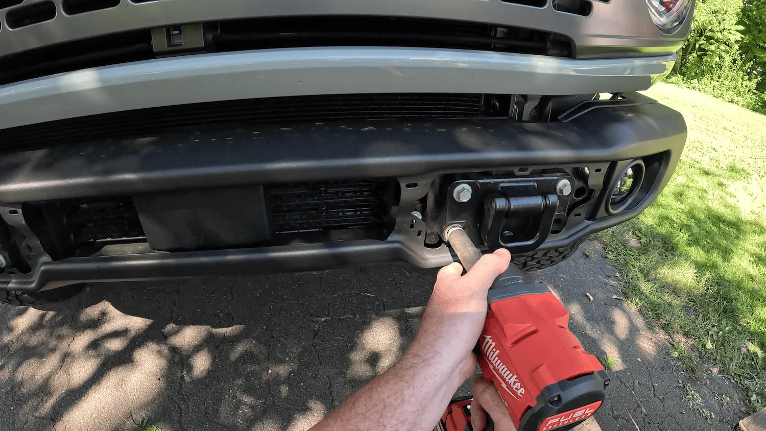 Ford Bronco Ford Performance WARN winch on capable bumper — Yes it's possible! 1697411830837