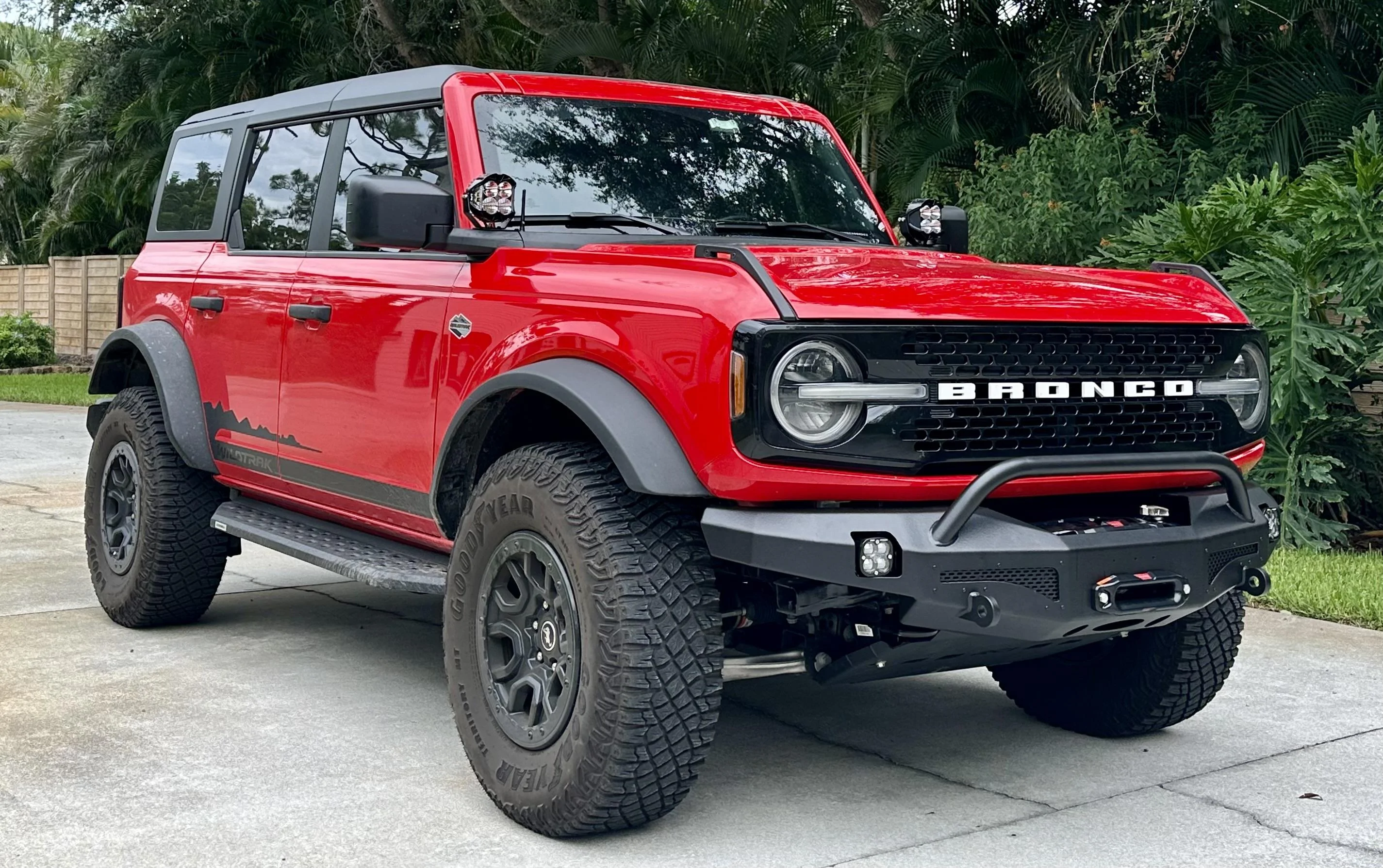 Ford Bronco New Ditch Lights thoughts? IMG_6198