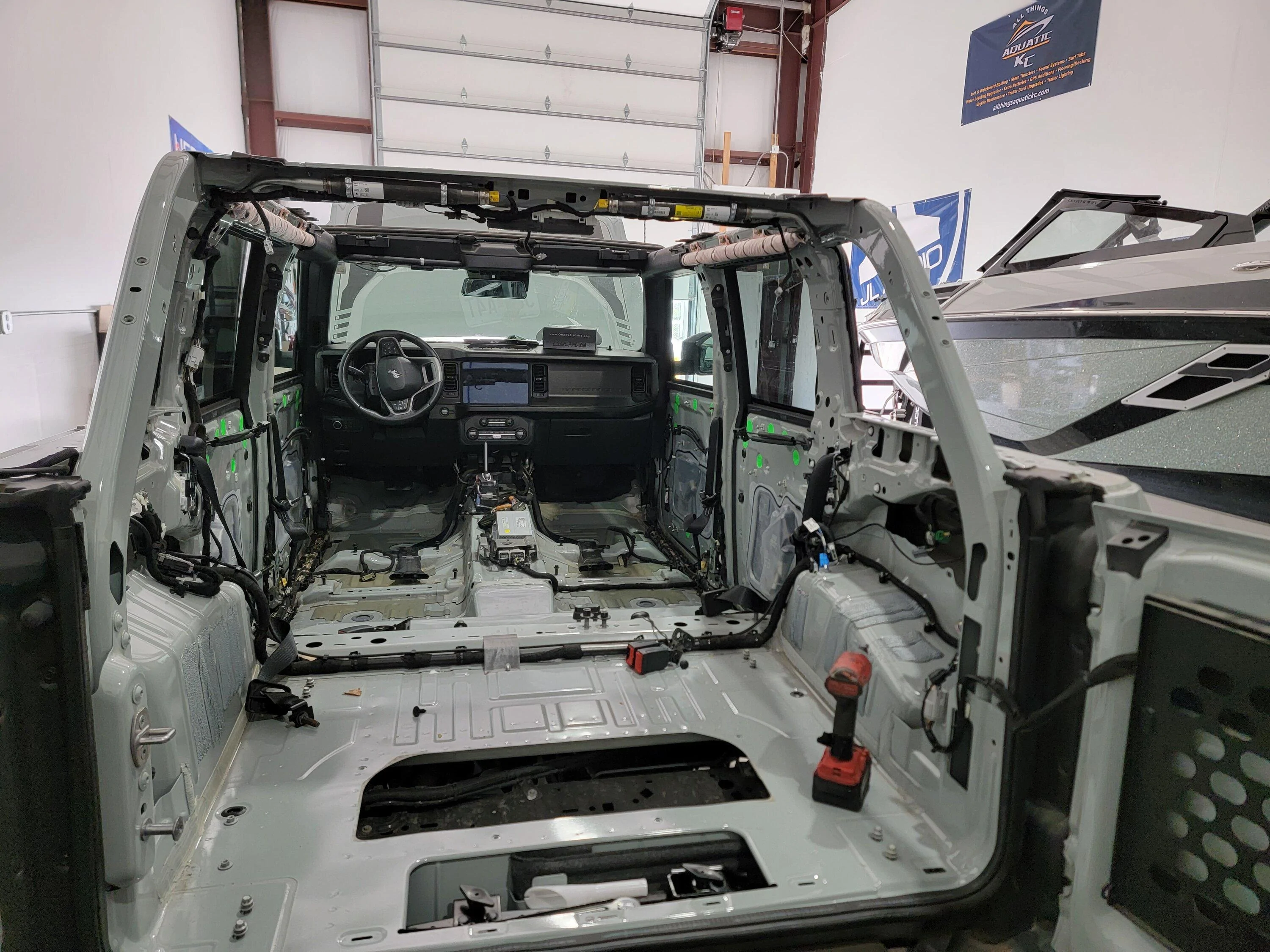Ford Bronco No holds barred B&O audio upgrade: Blam, Helix, mObridge, SgS, JL, Resonix, MTI 20230420_160613