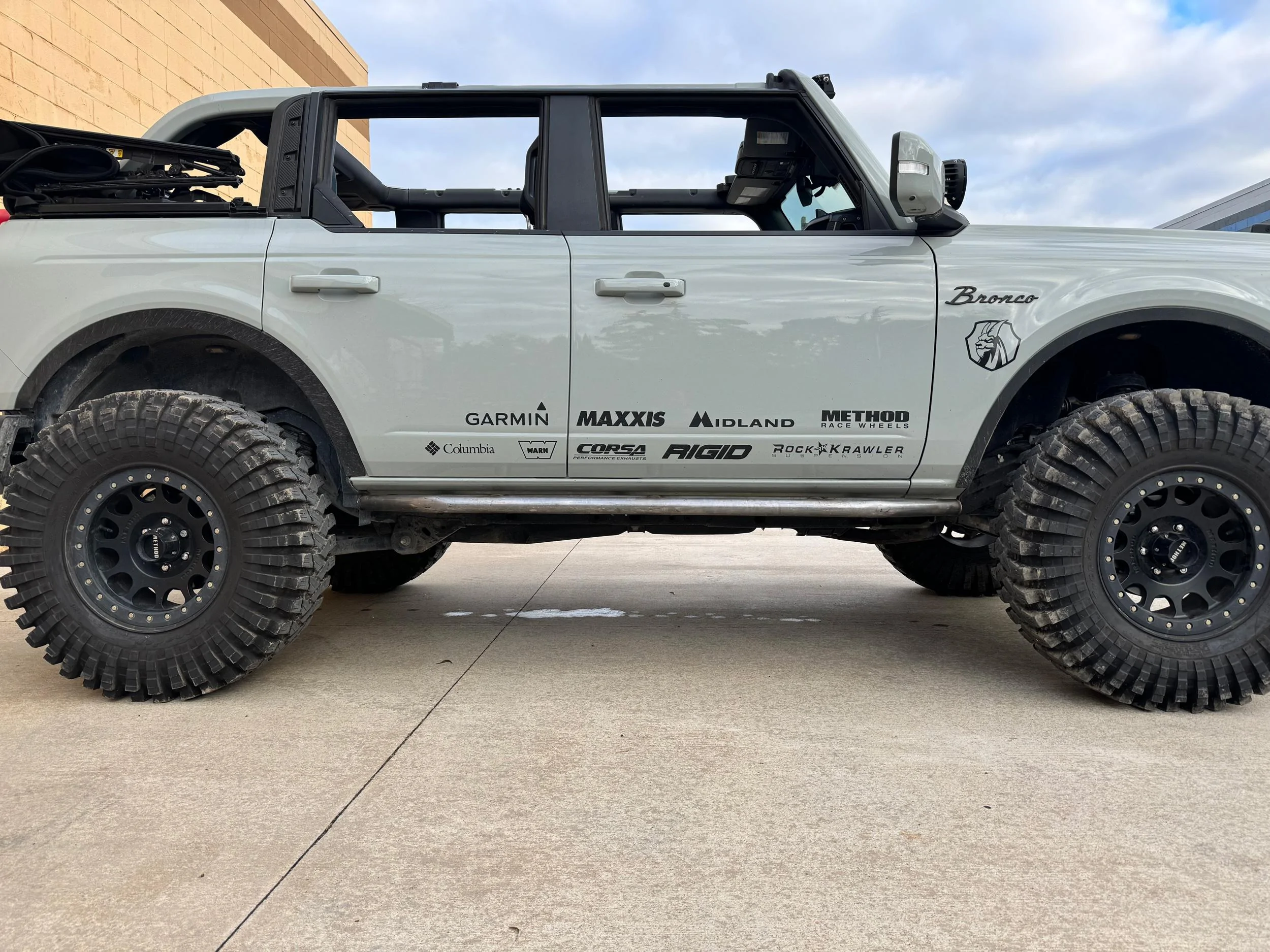 Ford Bronco New! GOAT Fabrication Step Sliders SS_003