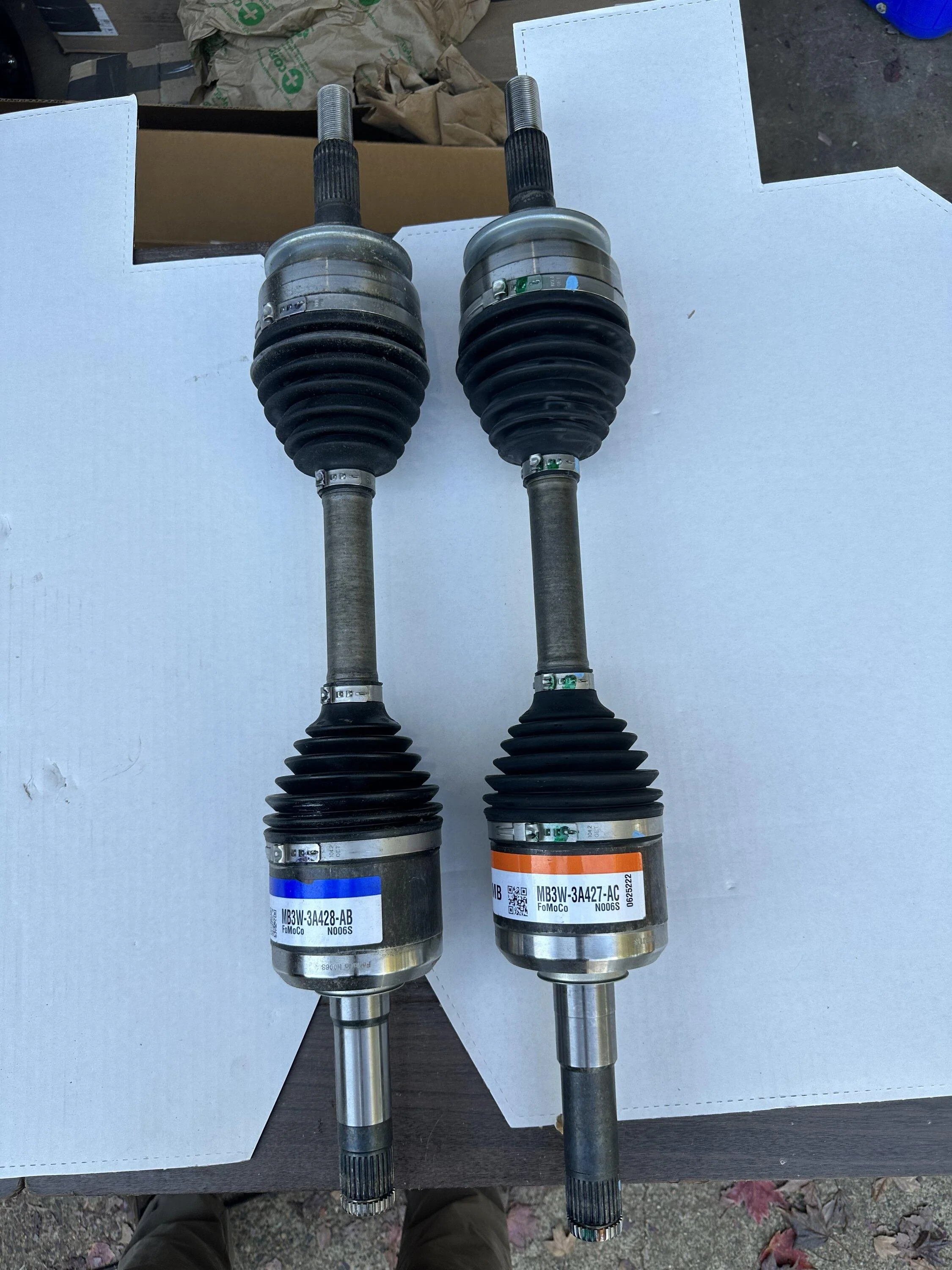 Ford Bronco Factory OEM axles vs. Ford Performance axles F149124F-271E-4452-8272-93FABB0DC757