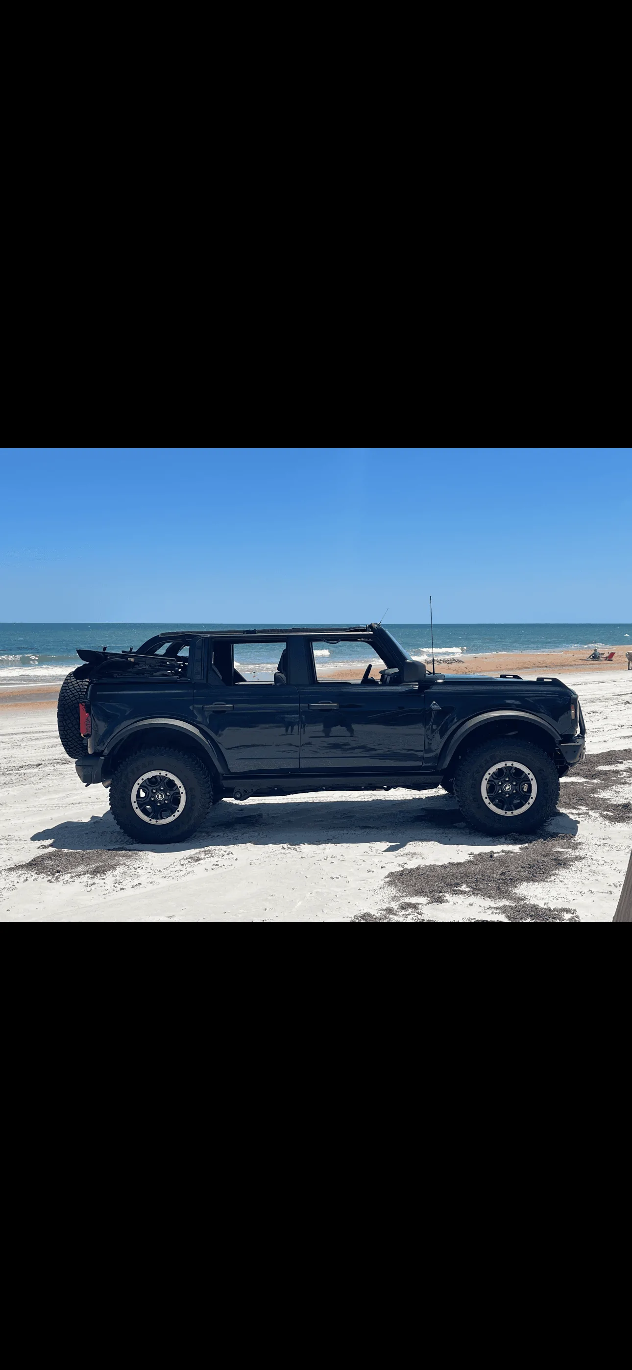 Ford Bronco Antimatter Blue IMG_1161