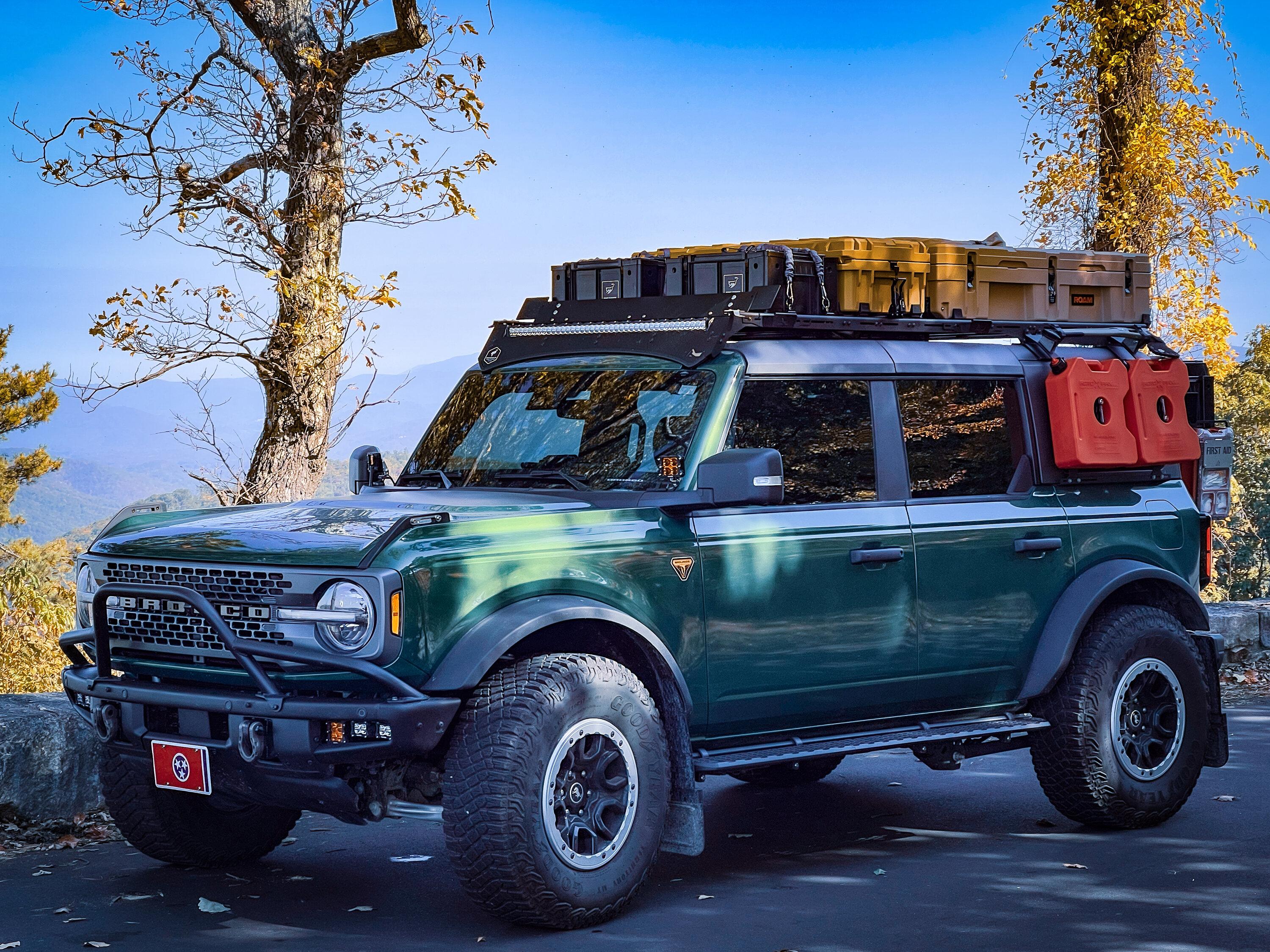 Ford Bronco Roof boxes- harbor freight vs pelican IMG_0539