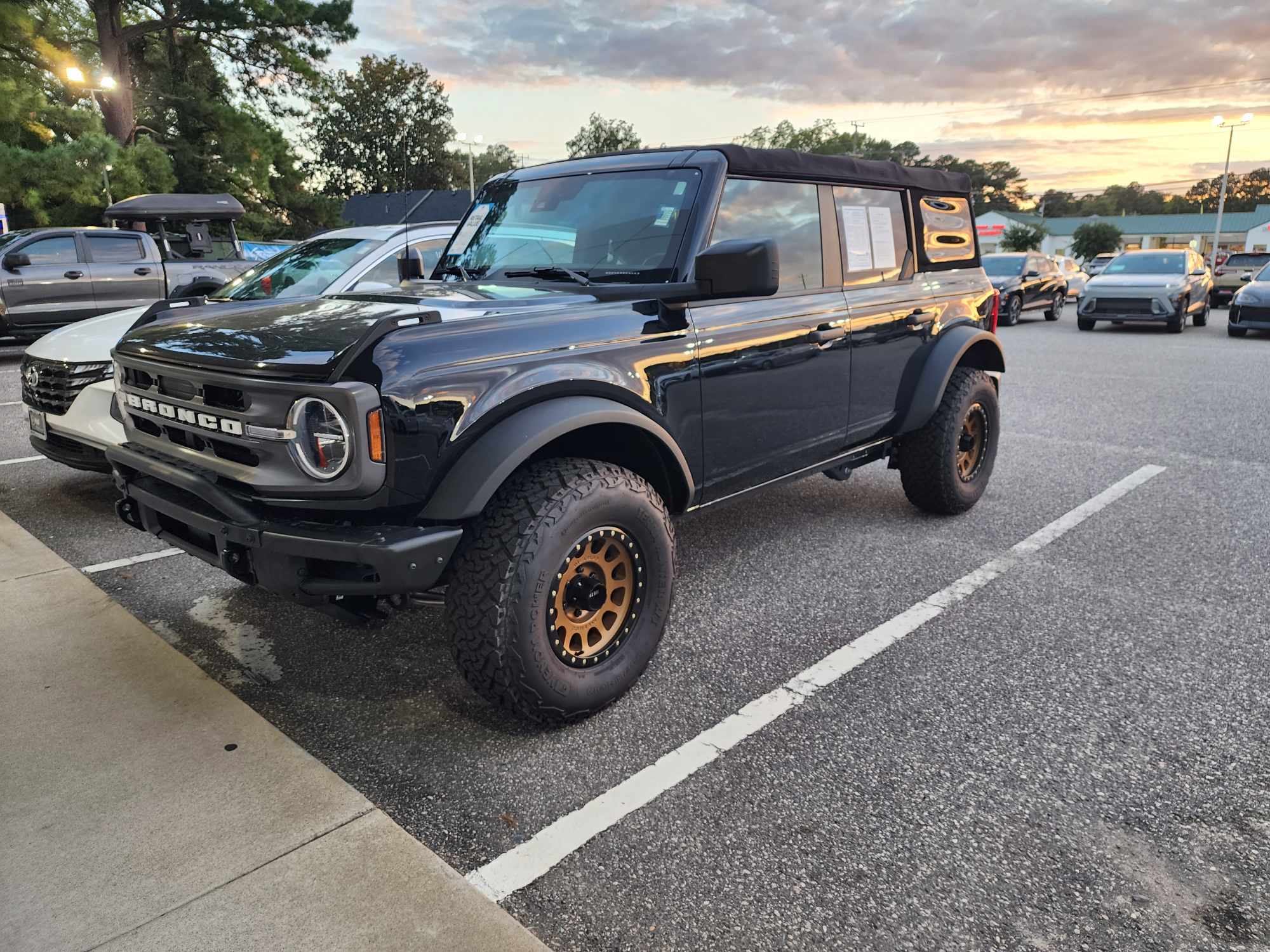 Ford Bronco NC here with '22 Big Bend bronco