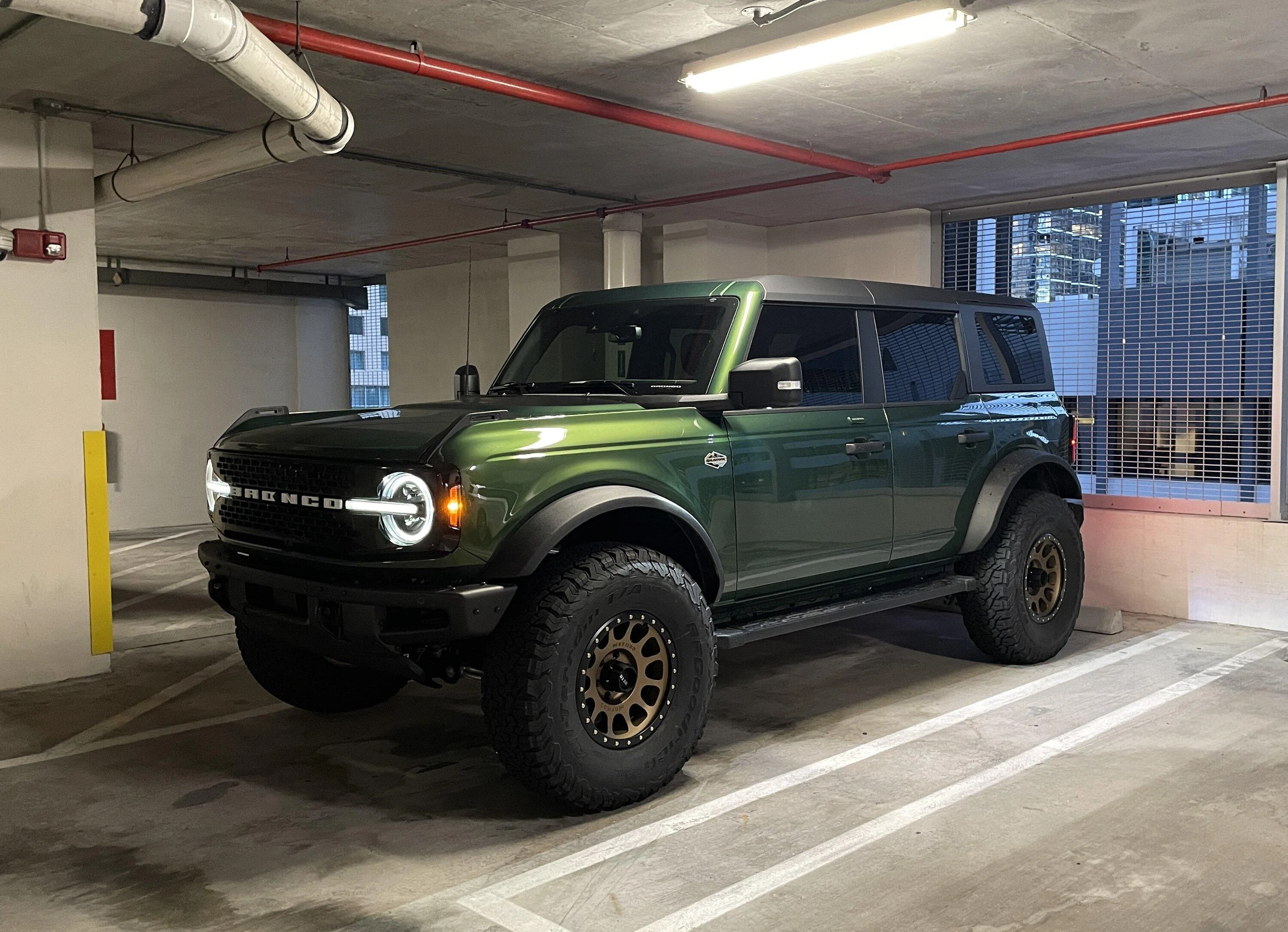 Ford Bronco ERUPTION GREEN Bronco Club IMG_0023 cr