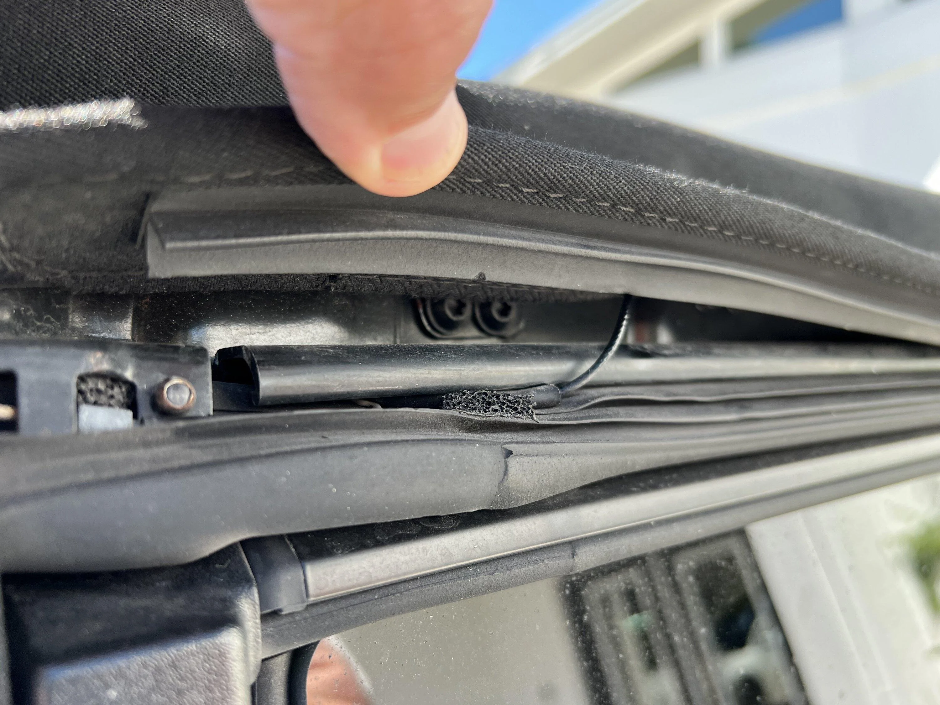 Ford Bronco Soft Top Noise and Wind Leakage Loose Cabl