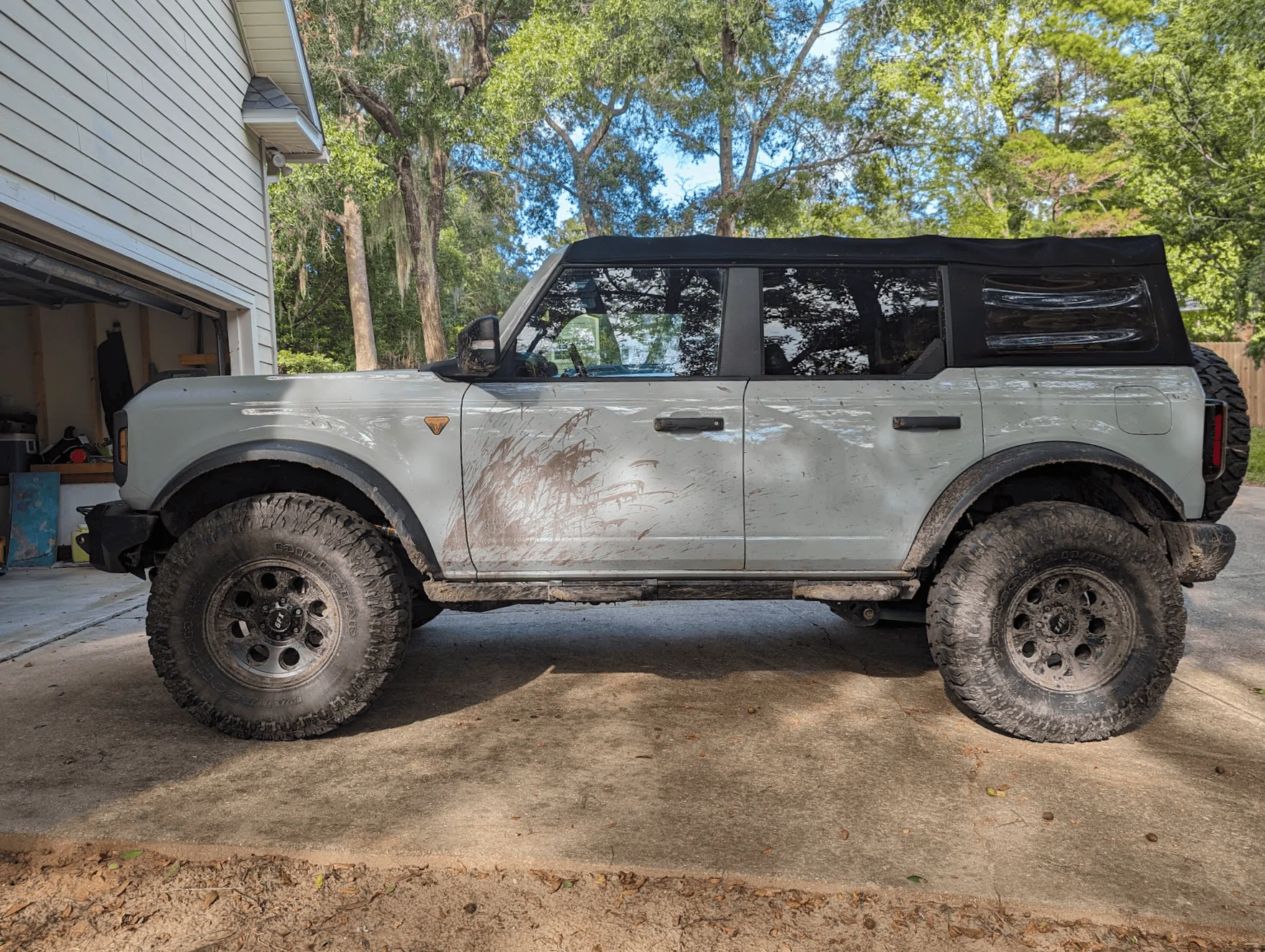 Ford Bronco PandaPaul's Build Thread: Snorkel, 37's, Fox Coilovers, Icon UCA, Core4x4 Arms/Trac Bar, DV8 Bumper, Smittybilt Winch 1698073626069