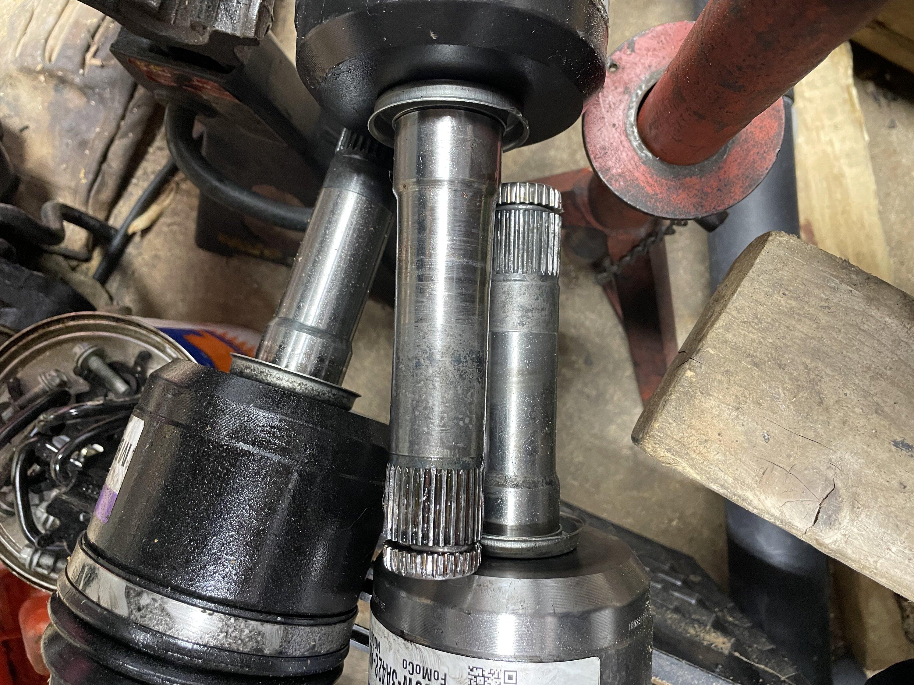 Ford Bronco Factory OEM axles vs. Ford Performance axles IMG_3384
