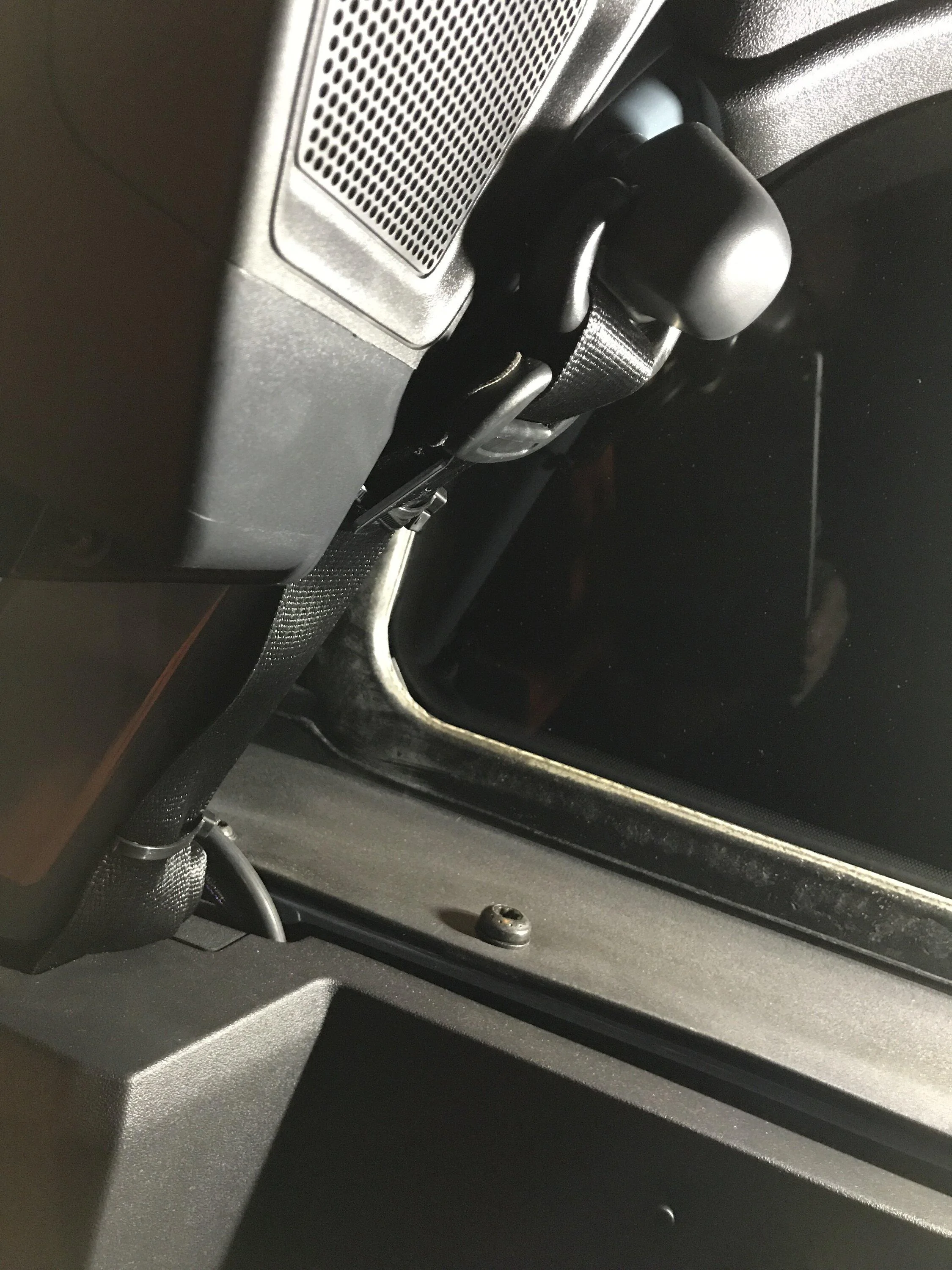 Ford Bronco Seatbelt Delete imag