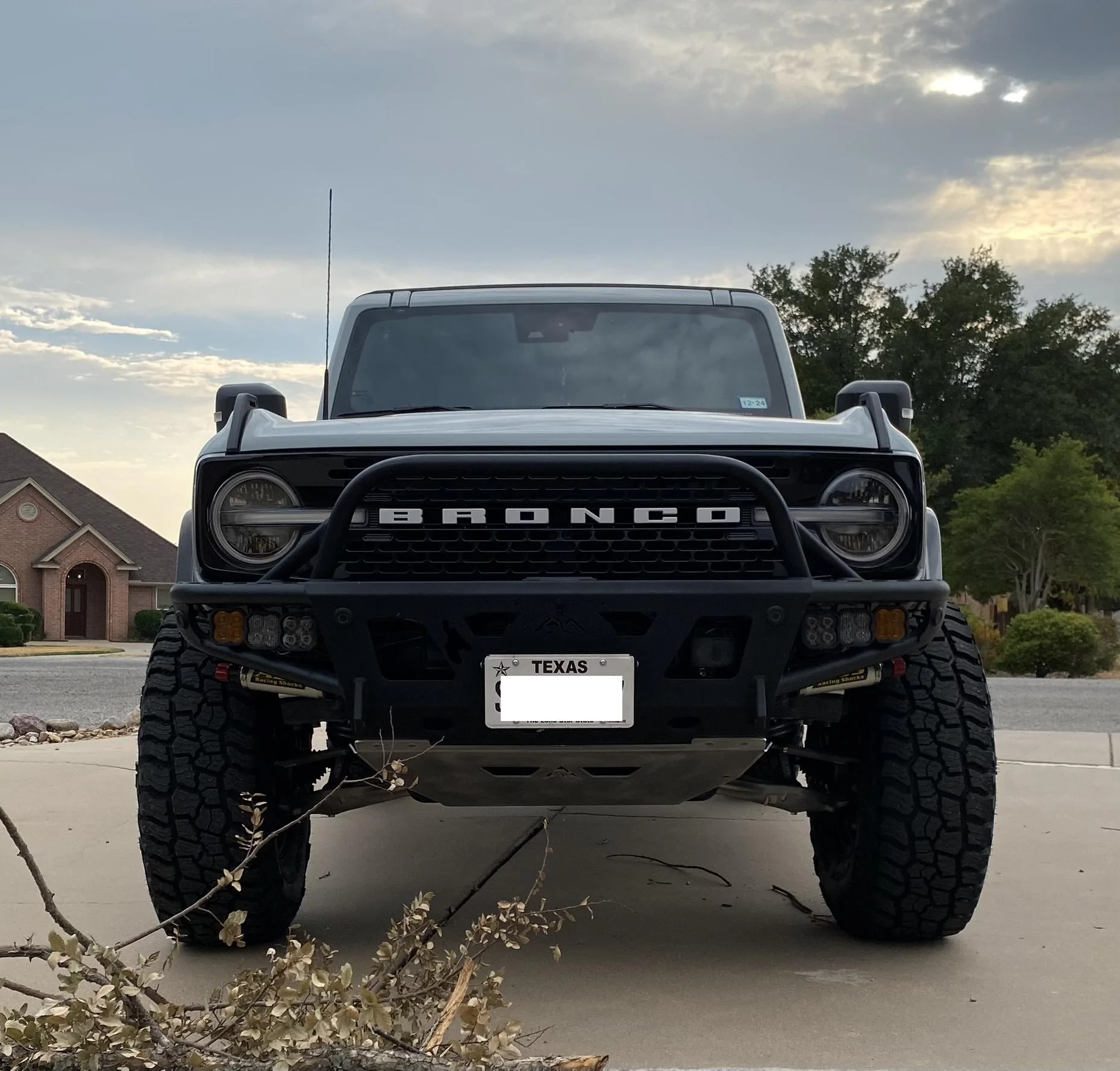 Ford Bronco Improving low beams with fogs? IMG_6827