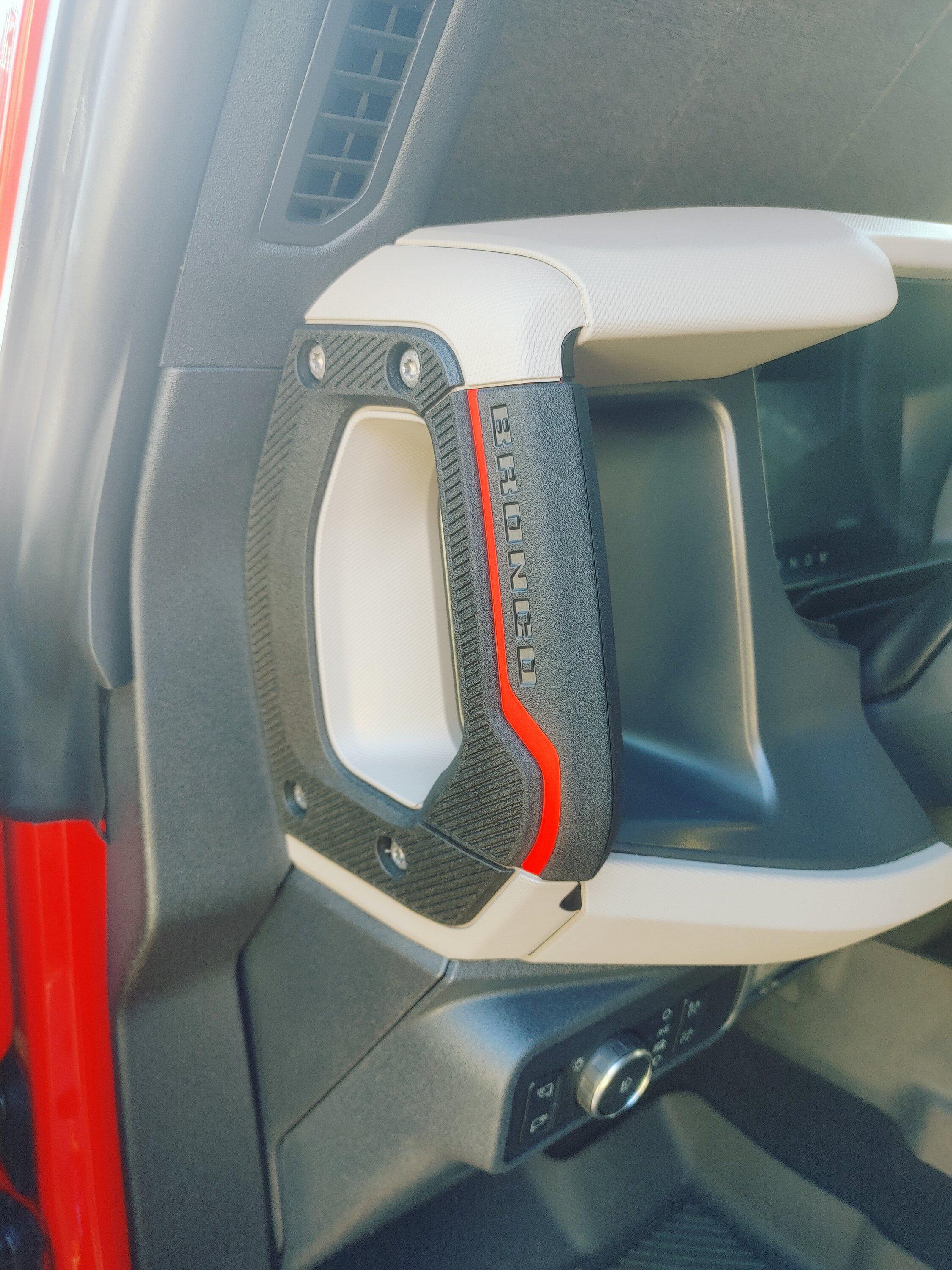 Ford Bronco Handle swap - blue to orange 1024231210_HDR