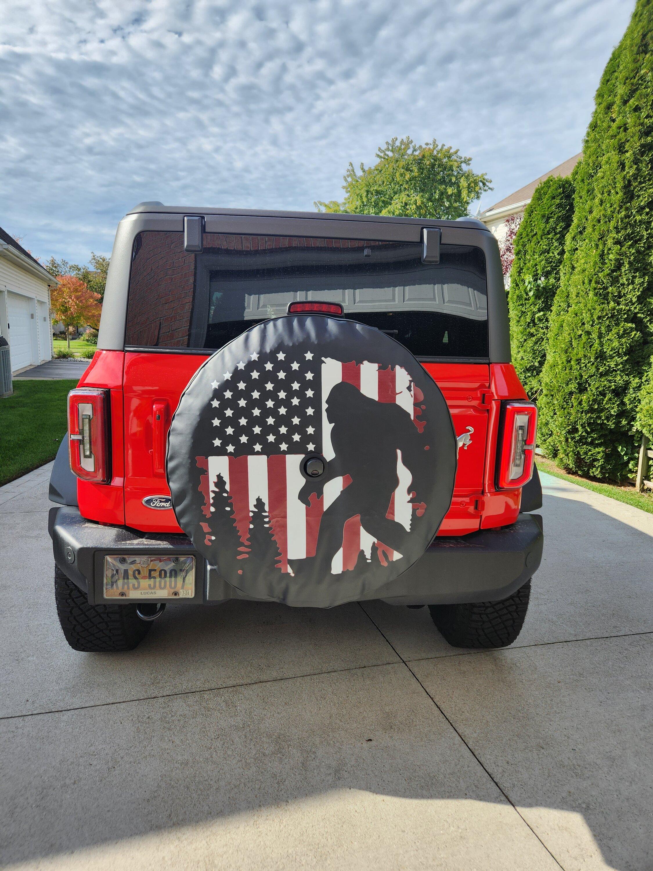 Rear Tire Cover For Bronco.jpg