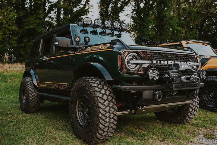 Ford Bronco Eruption Green Builds FFE06600-ED1C-408A-B293-16A39FFA6DFF