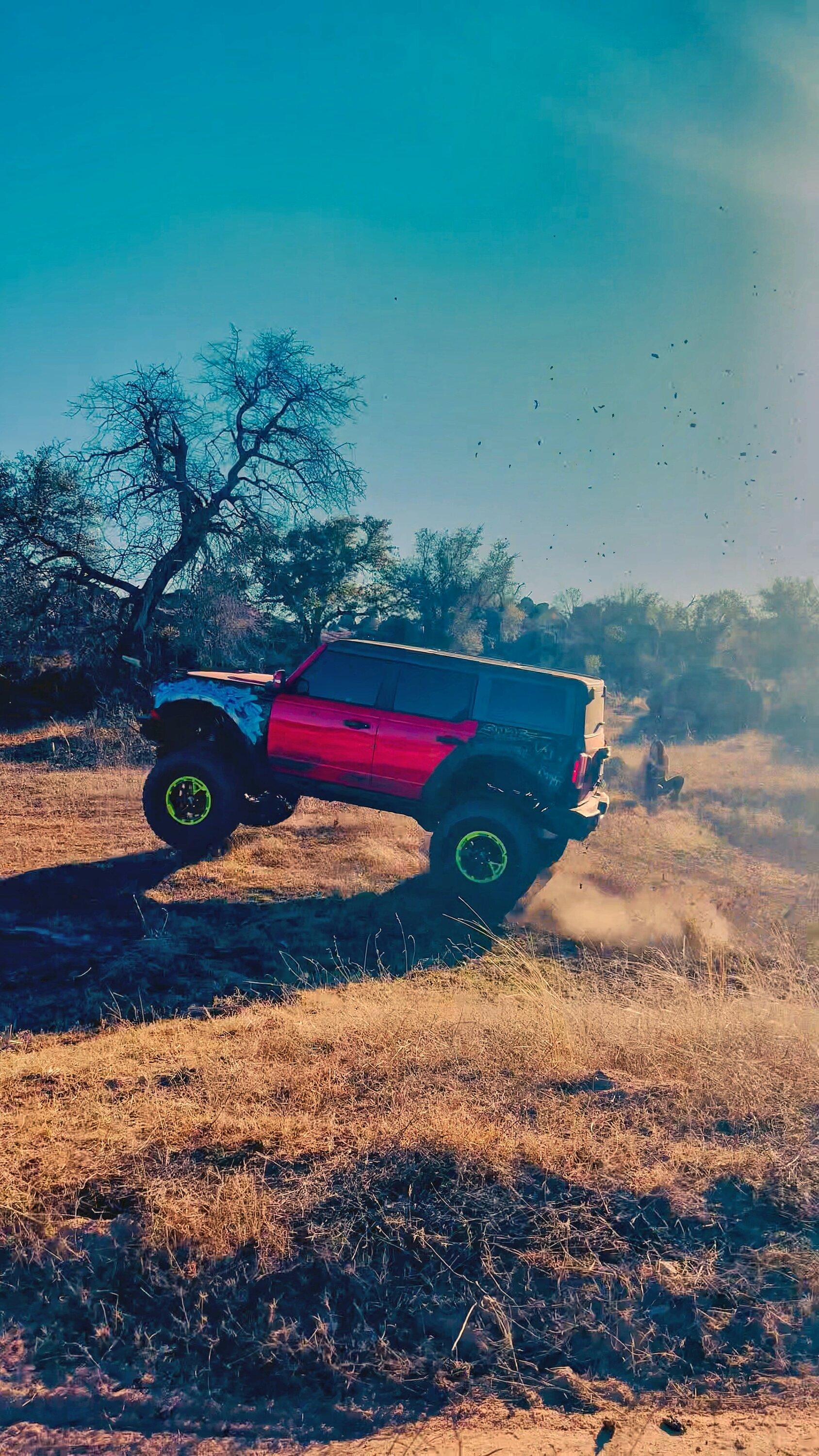 Ford Bronco Update build 42.5x13.5r22 VideoCapture_20230115-124810-01