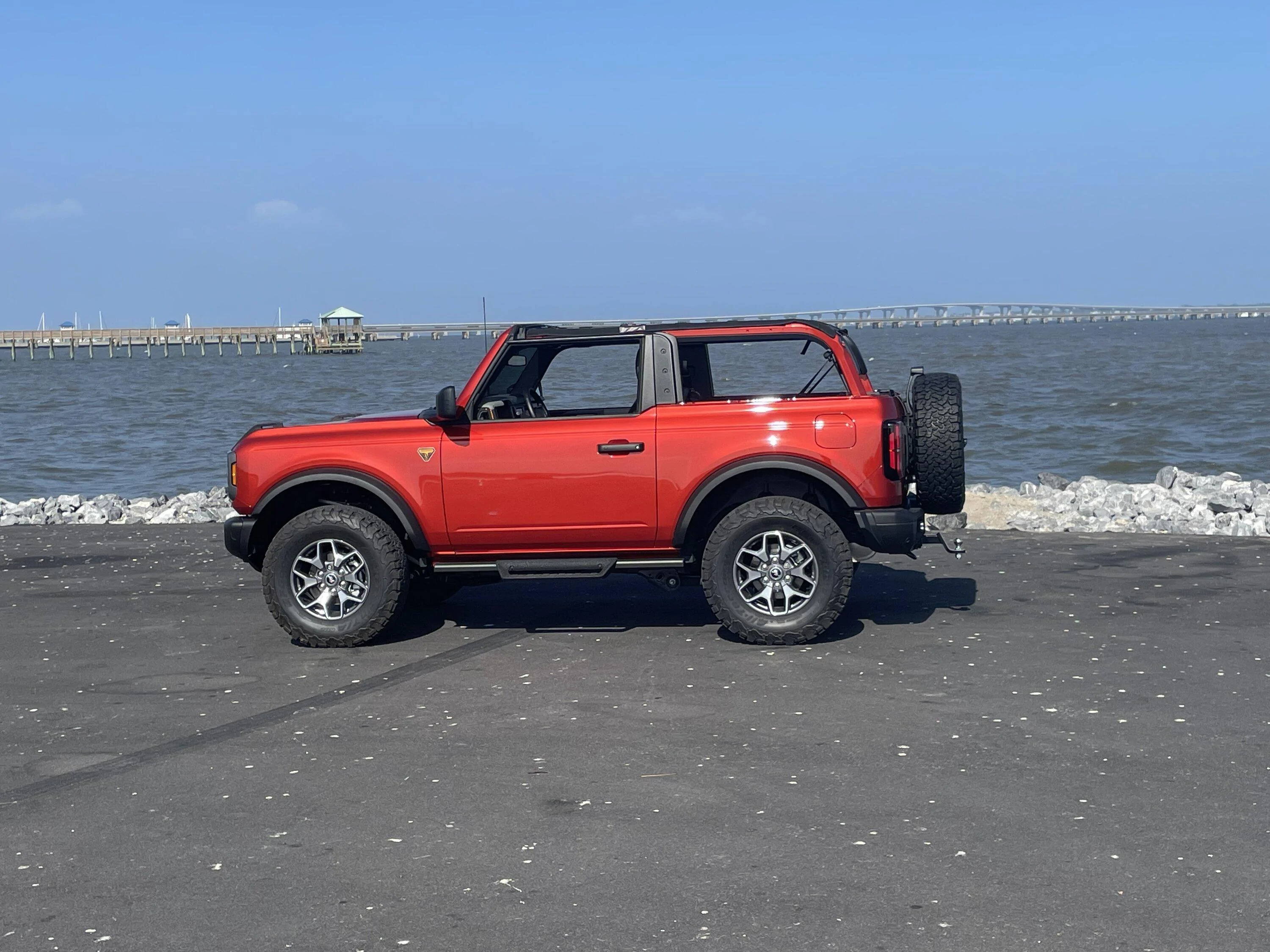 Ford Bronco NOOB with color question IMG_0781