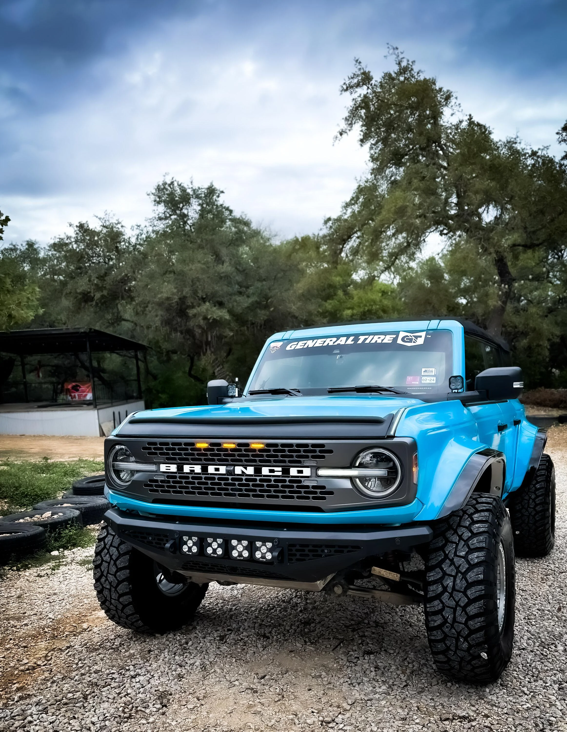 Ford Bronco Metro Gloss Blu Glauco Vinyl Wrap on 8” ADV kit IMG_0811_jpg