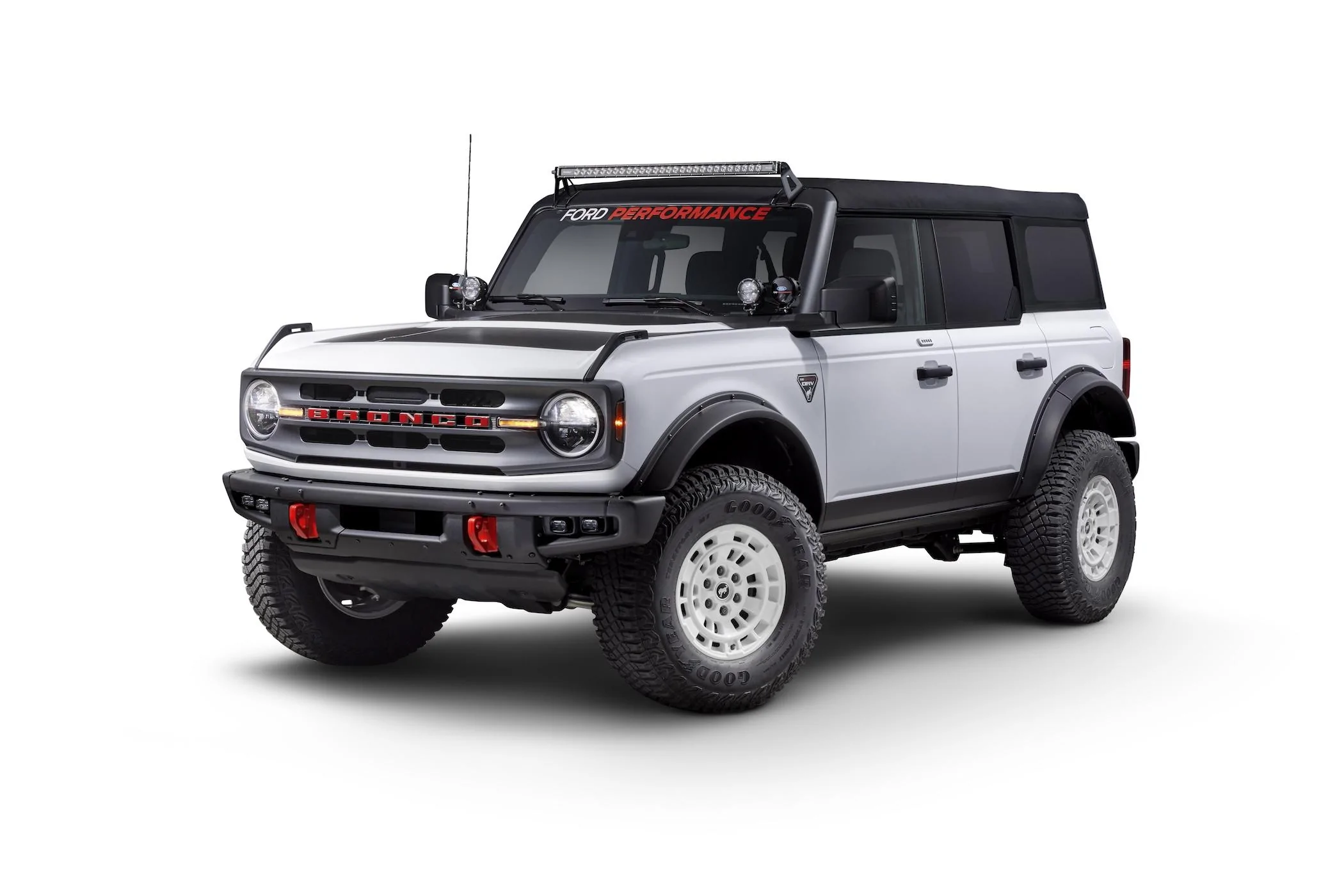 Ford Bronco Bronco @ SEMA 2023 Debuts ORV Package, Beach Bronco Concept, Vinyl Wrap Program BRONCO_ORV_3Q_FRONT