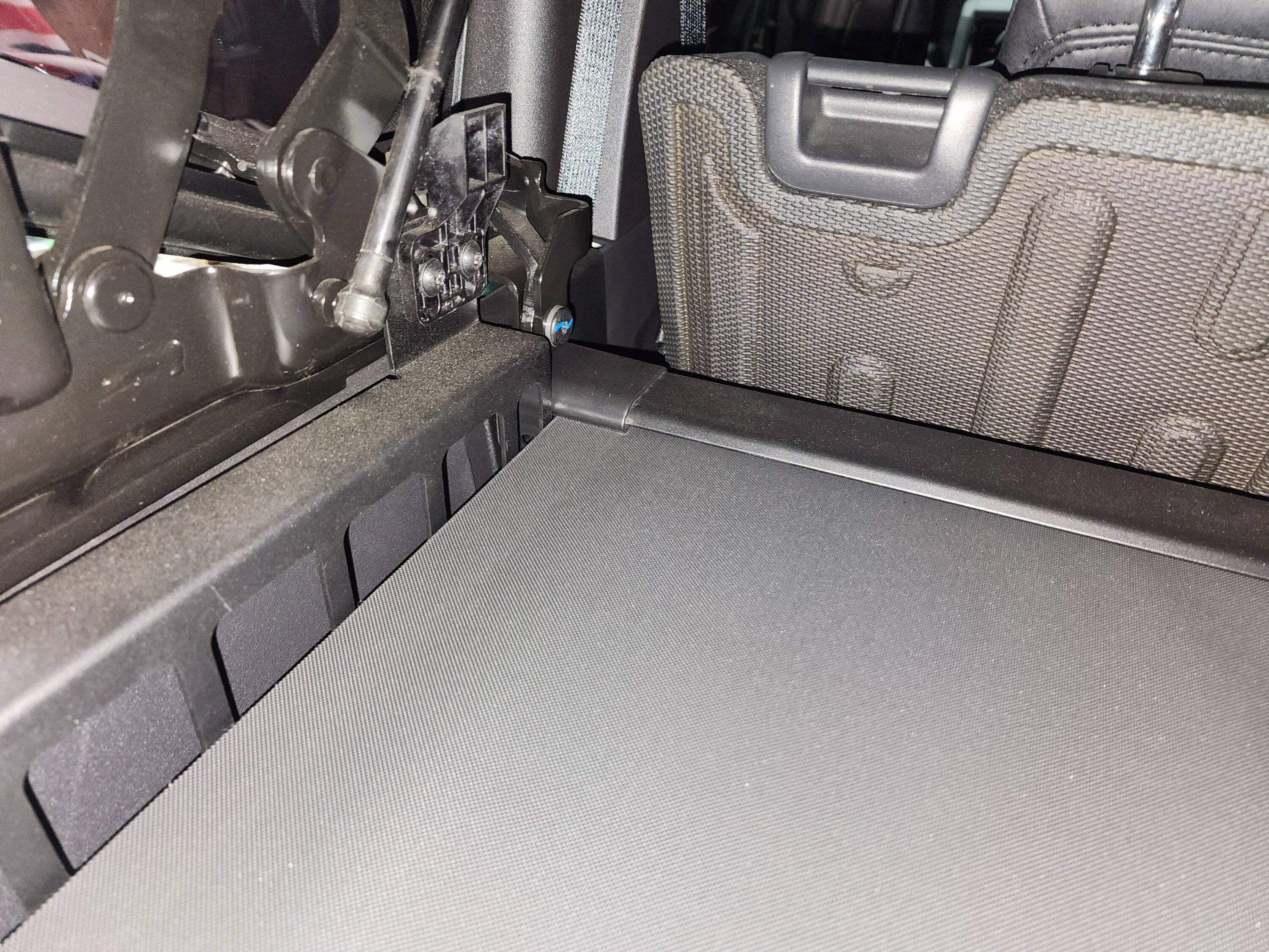 Ford Bronco FS: BJD Customs Window Storage Bag, Retractable Cargo Cover 1 - Uh5YZHi