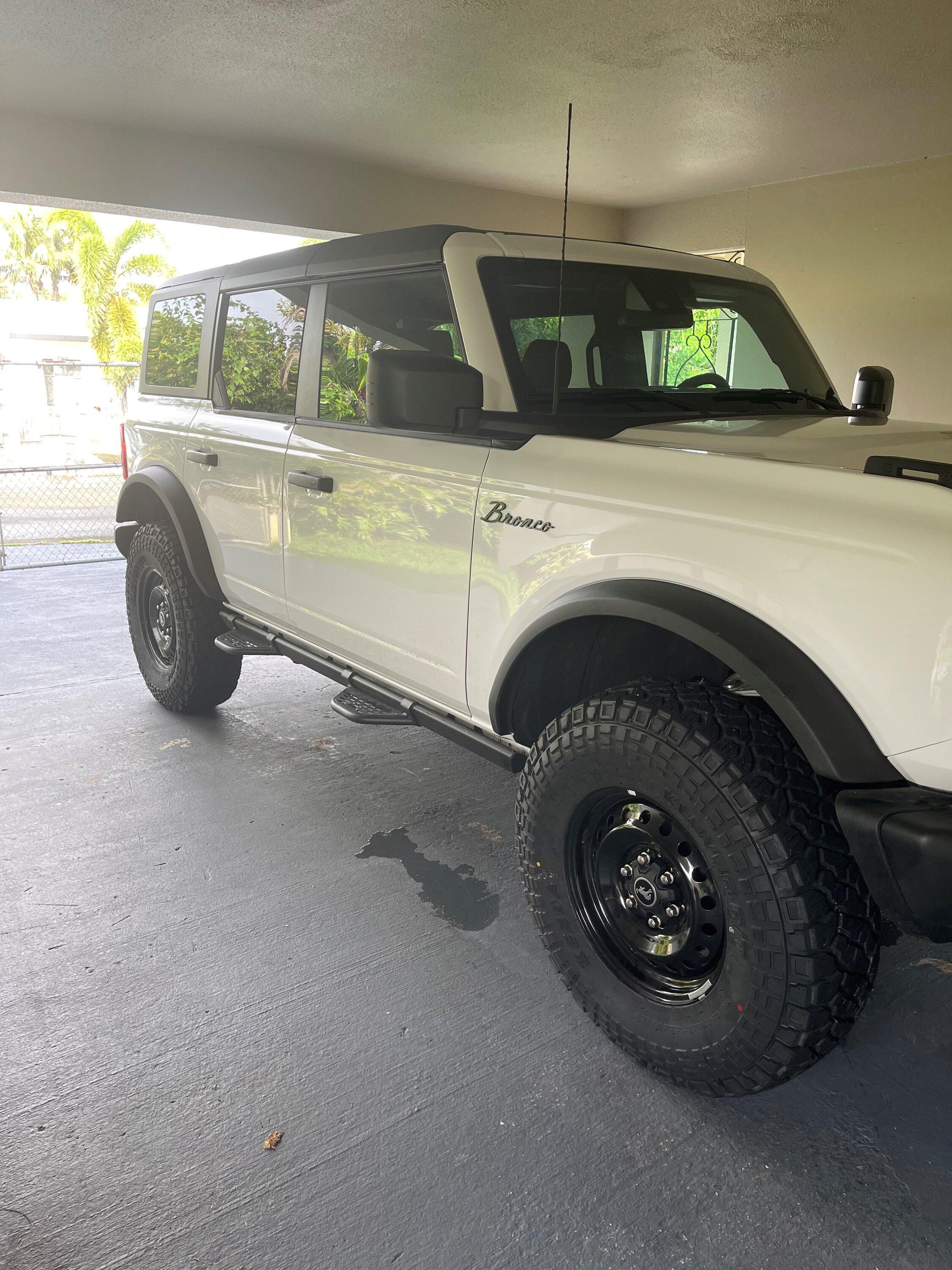 Ford Bronco Ultimate Black Diamond Non-Sasquatch pics thread KENDA