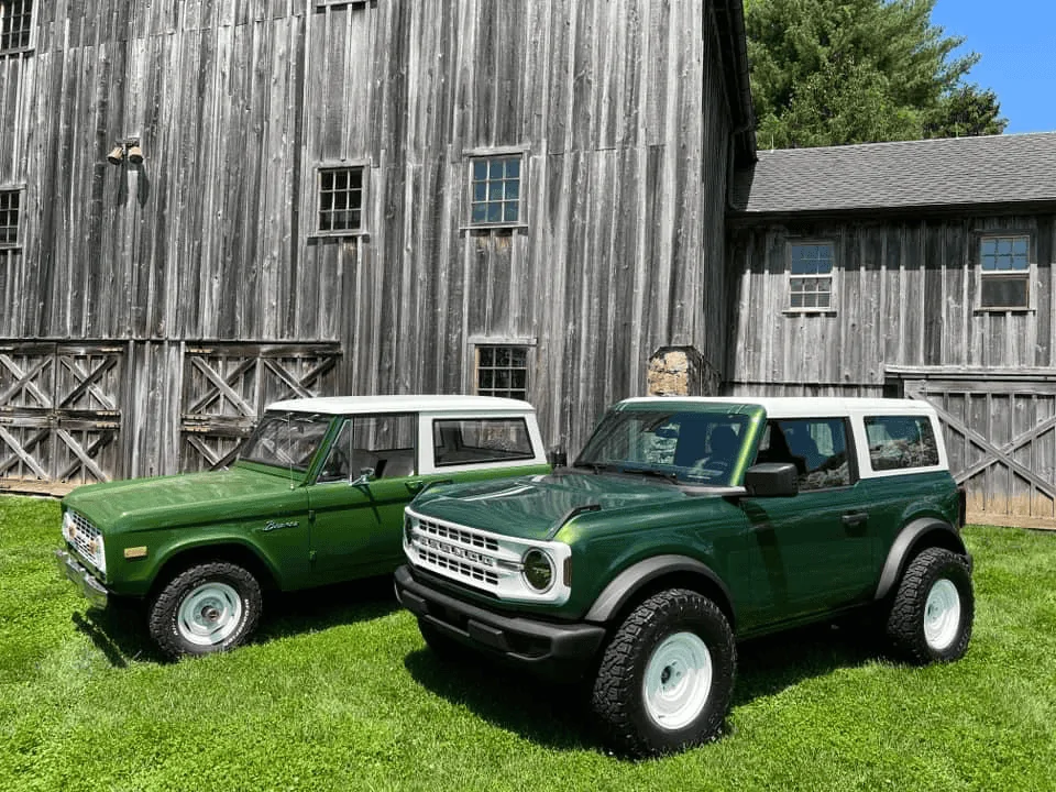 Ford Bronco HERITAGE EDITION Bronco Club 1699024659807