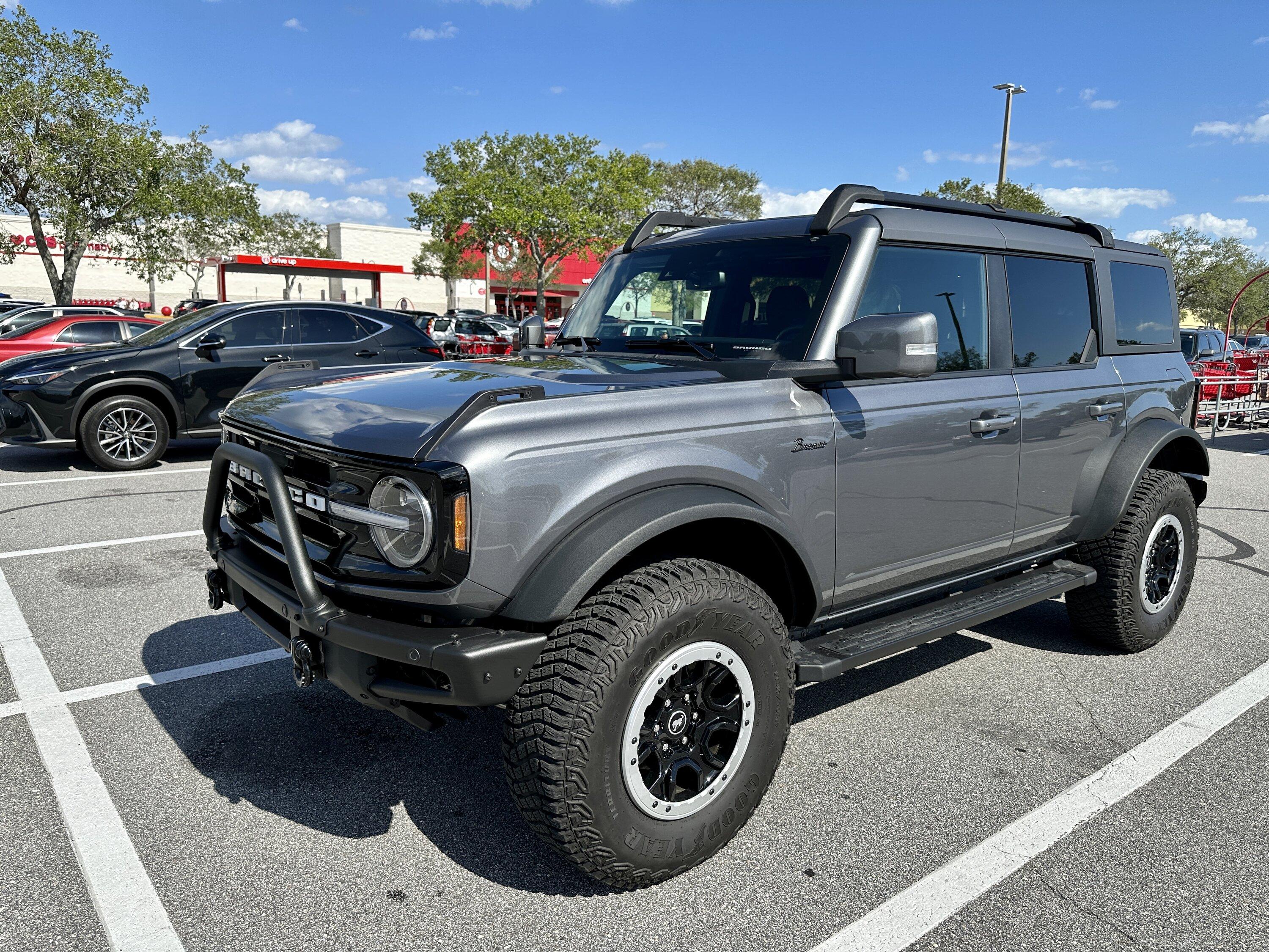 Ford Bronco How many will do this? 1699030943949