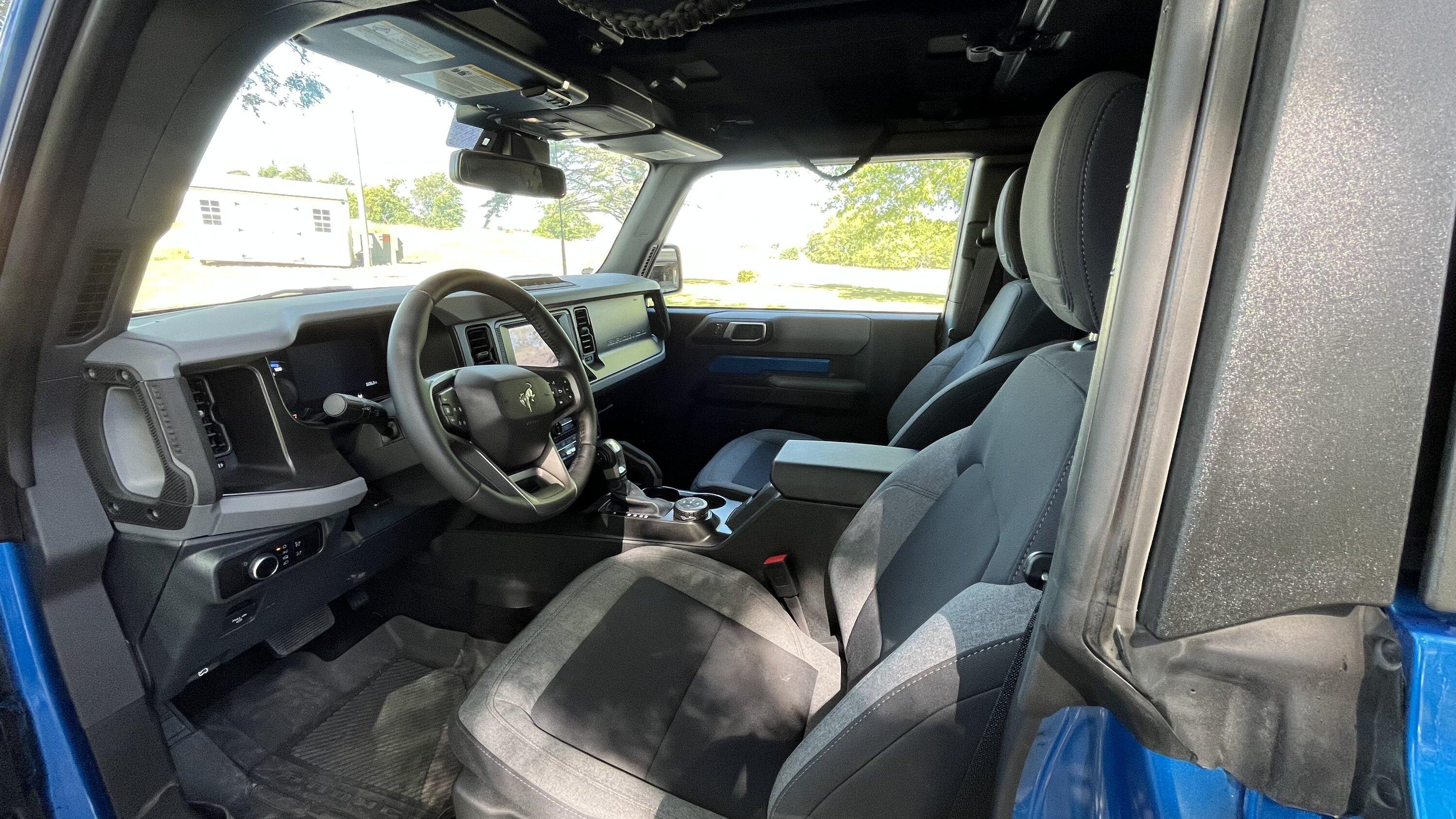 Ford Bronco Interior pics! Lets see 'em IMG_0657