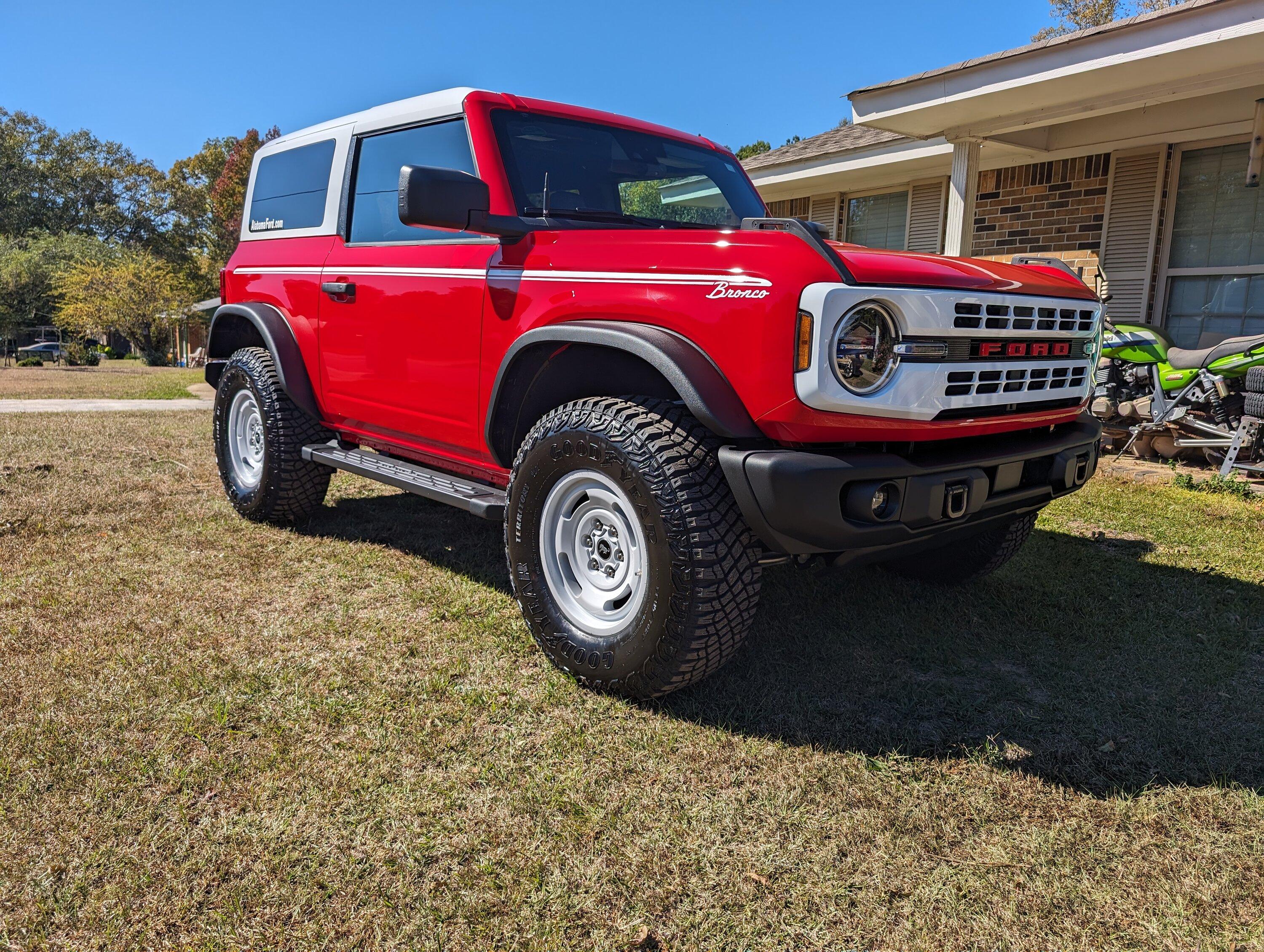 Ford Bronco HERITAGE EDITION Bronco Club PXL_20231103_175740583