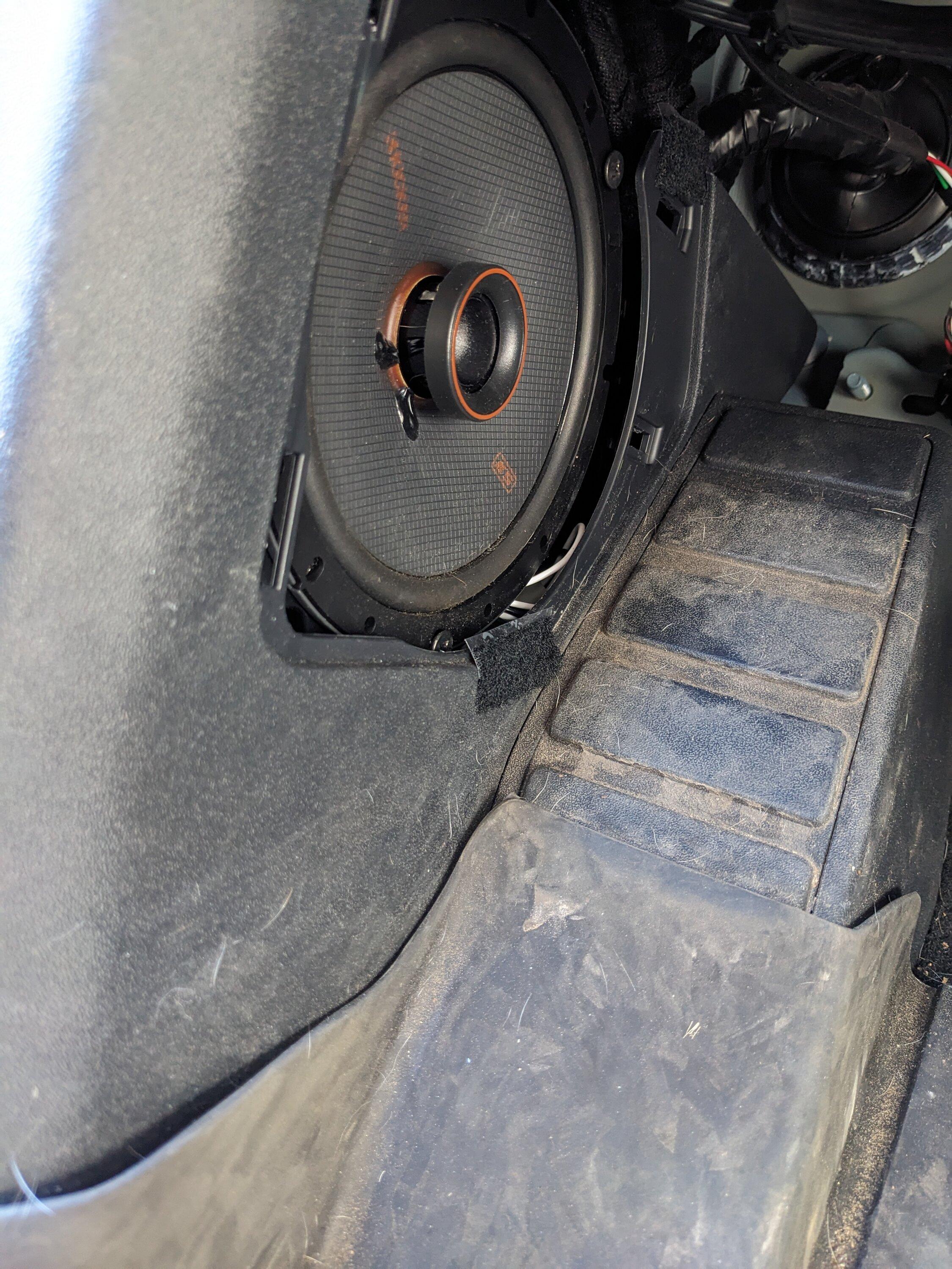 Ford Bronco Fixed the Horrible Kick Panel Buzz PXL_20231104_175816621