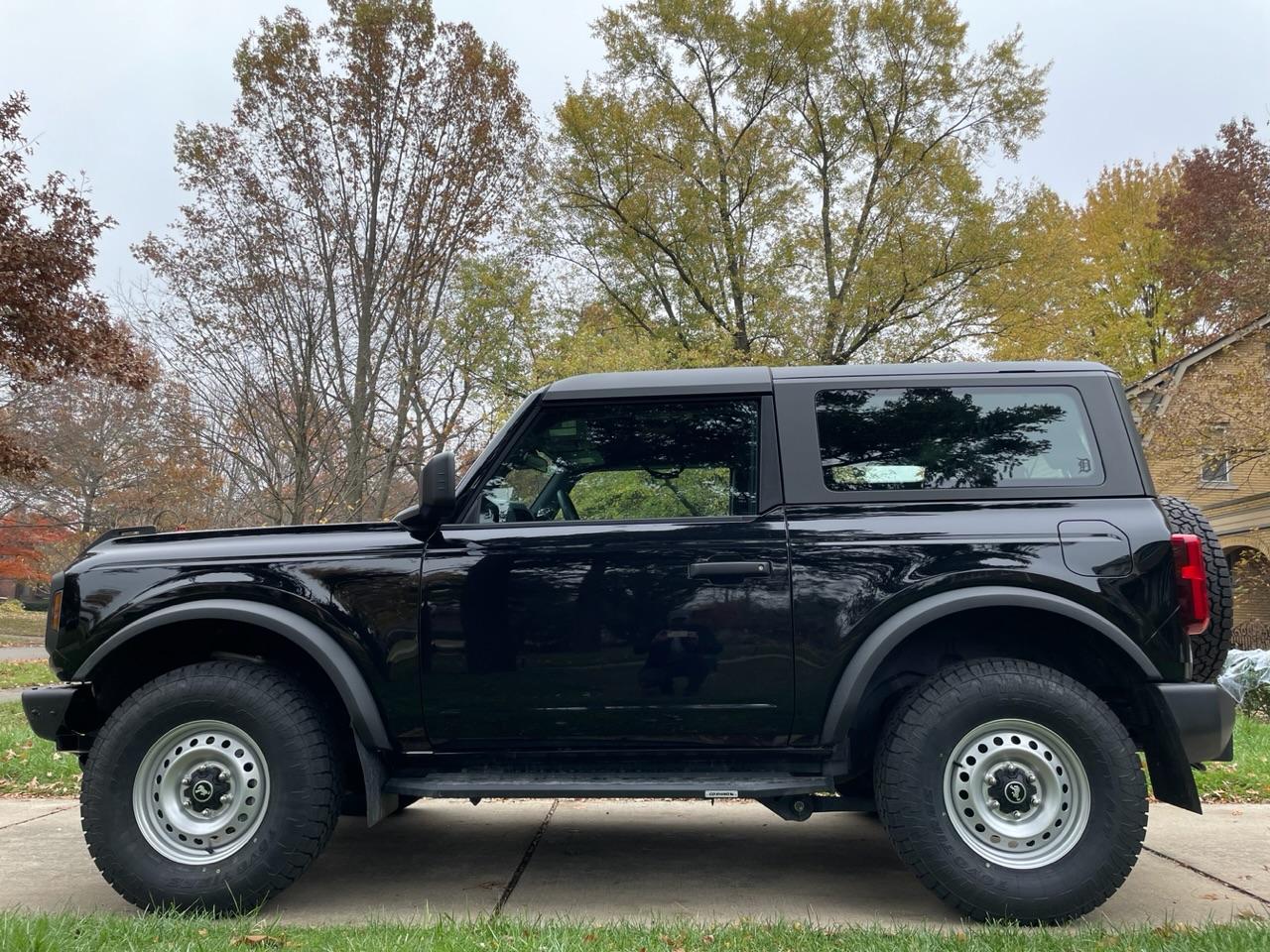 Ford Bronco The 2023 Shadow Black Base Experience IMG_3226