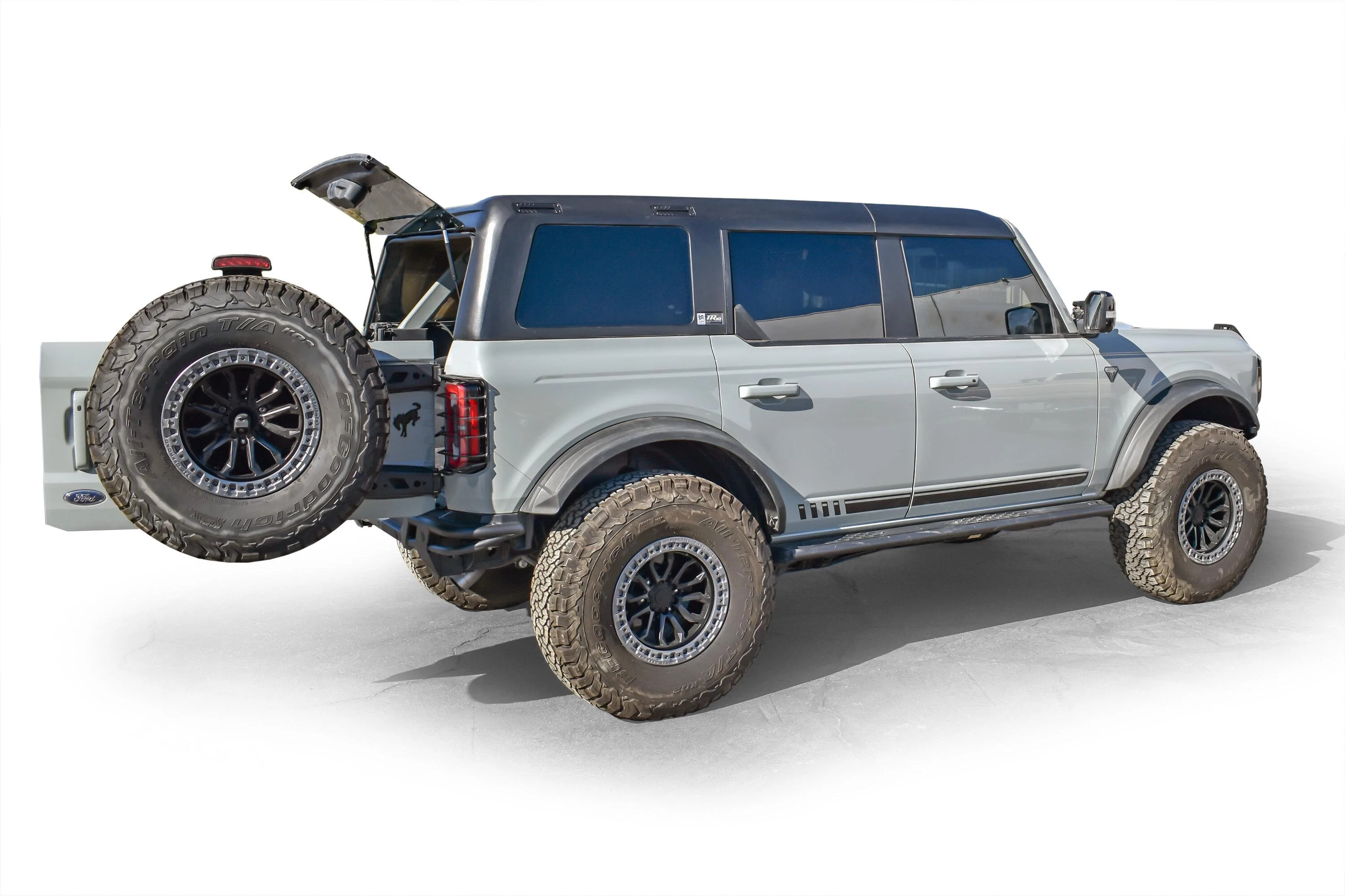 Ford Bronco Turn Offroad | Aftermarket Hard Top NOW AVAILABLE 5-jpg