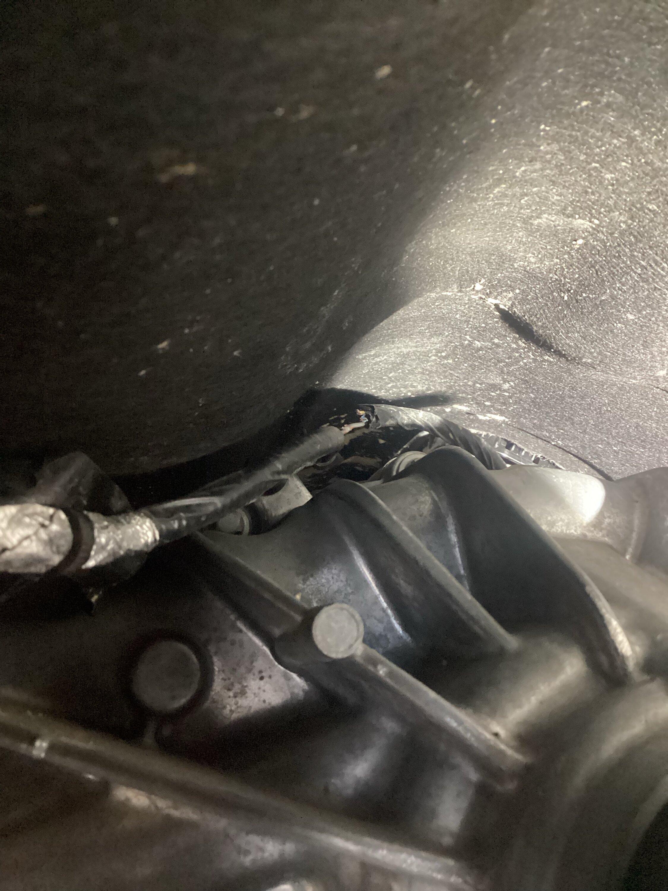 Ford Bronco Wire harness rubbing against drivetrain... wire harness over transfer case 2