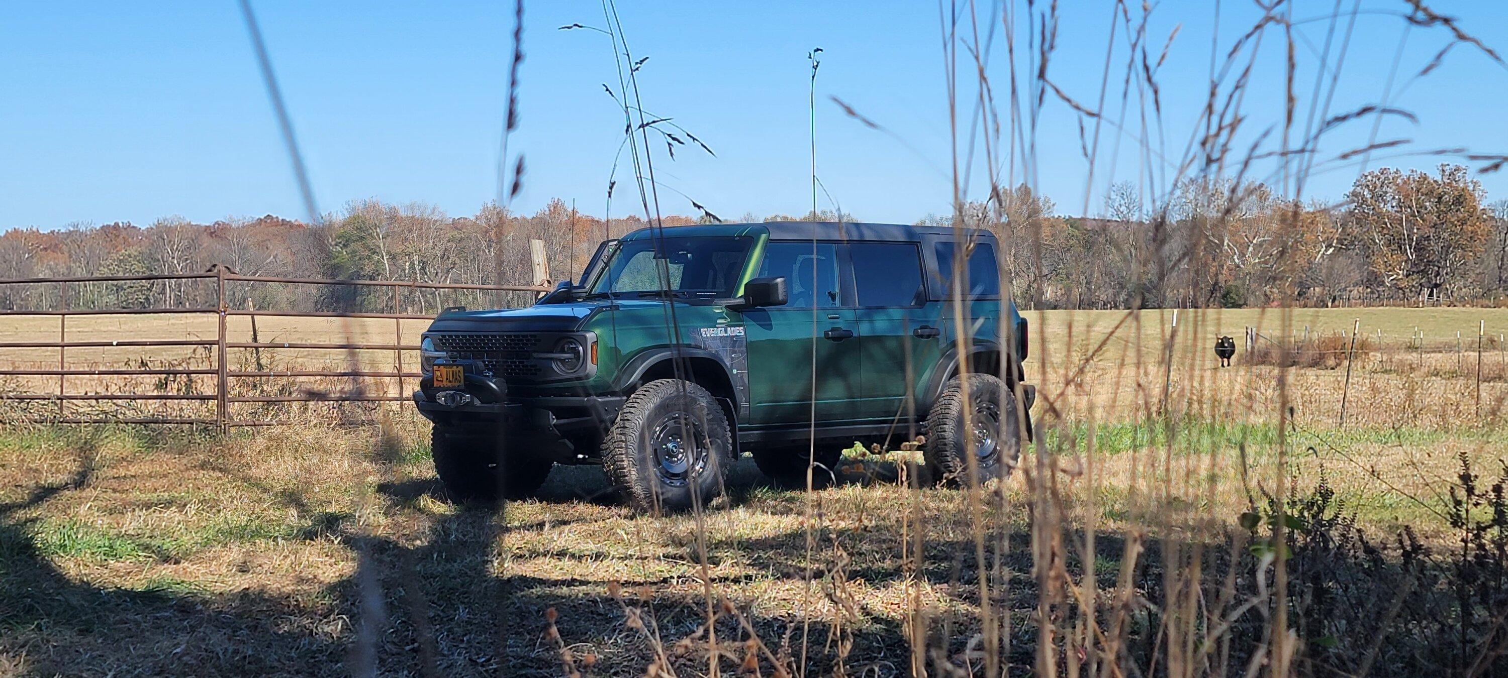 Ford Bronco ERUPTION GREEN Bronco Club 20231102_122023