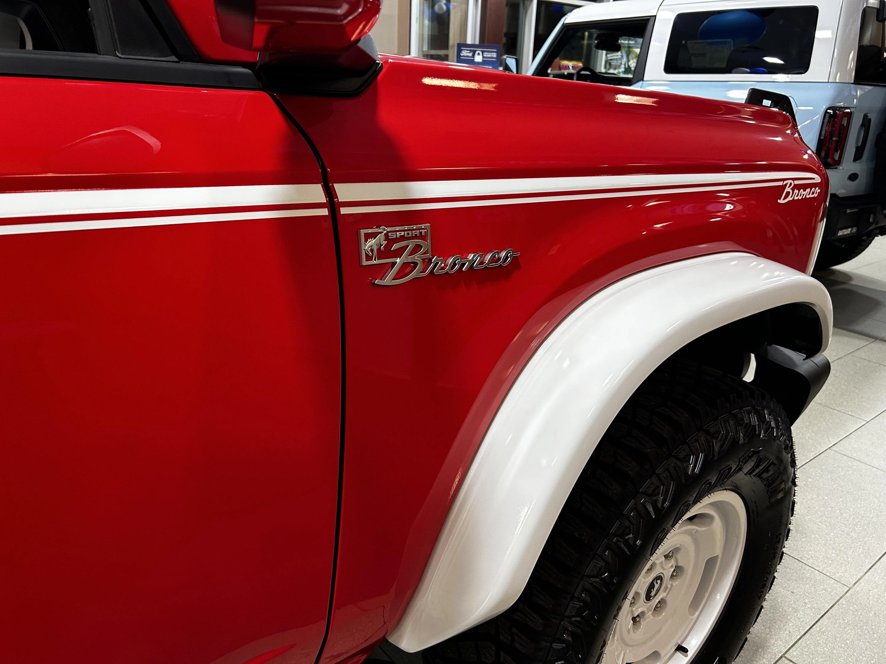 Ford Bronco Painted 2 -door Heritage Edition flares IMG_1604