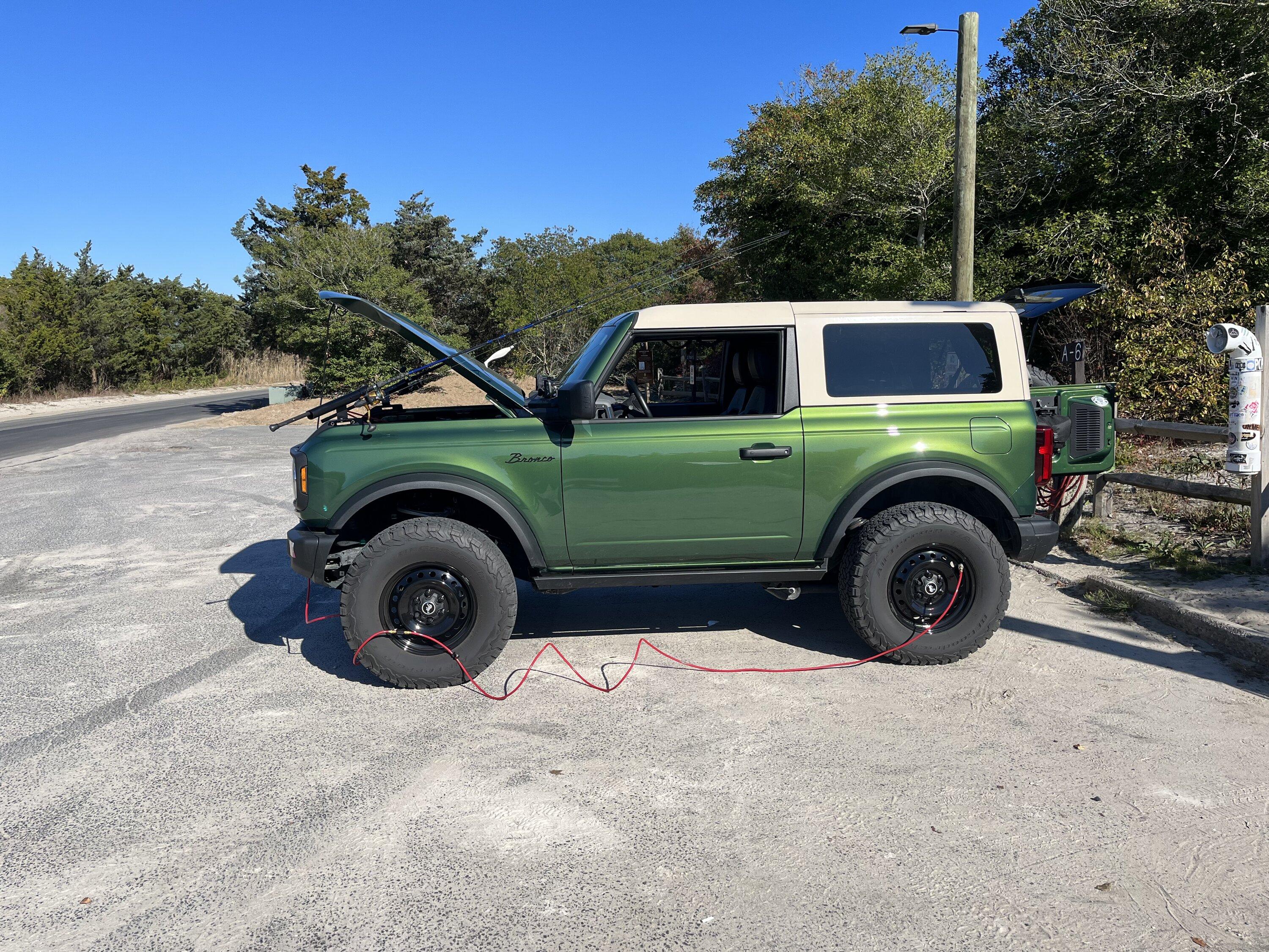 Ford Bronco ERUPTION GREEN Bronco Club IMG_8881