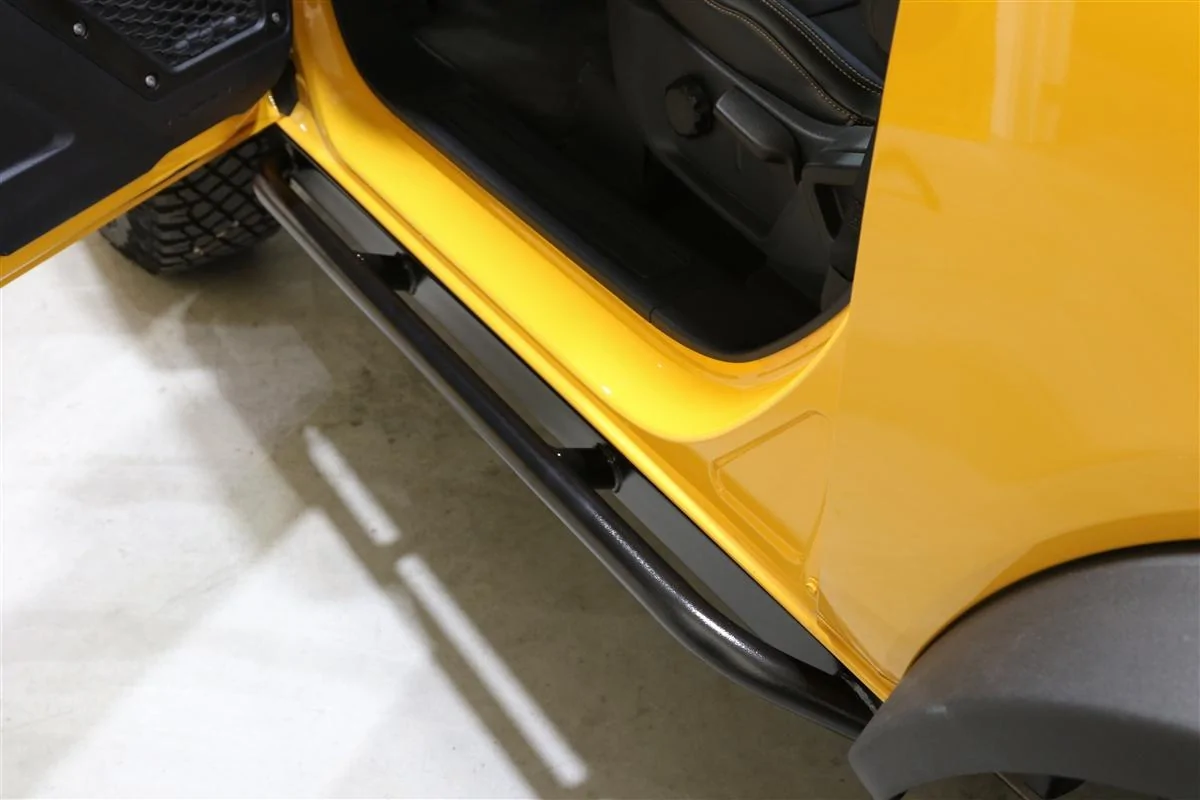Ford Bronco Frame vs body mount slider steps? IMG_3893