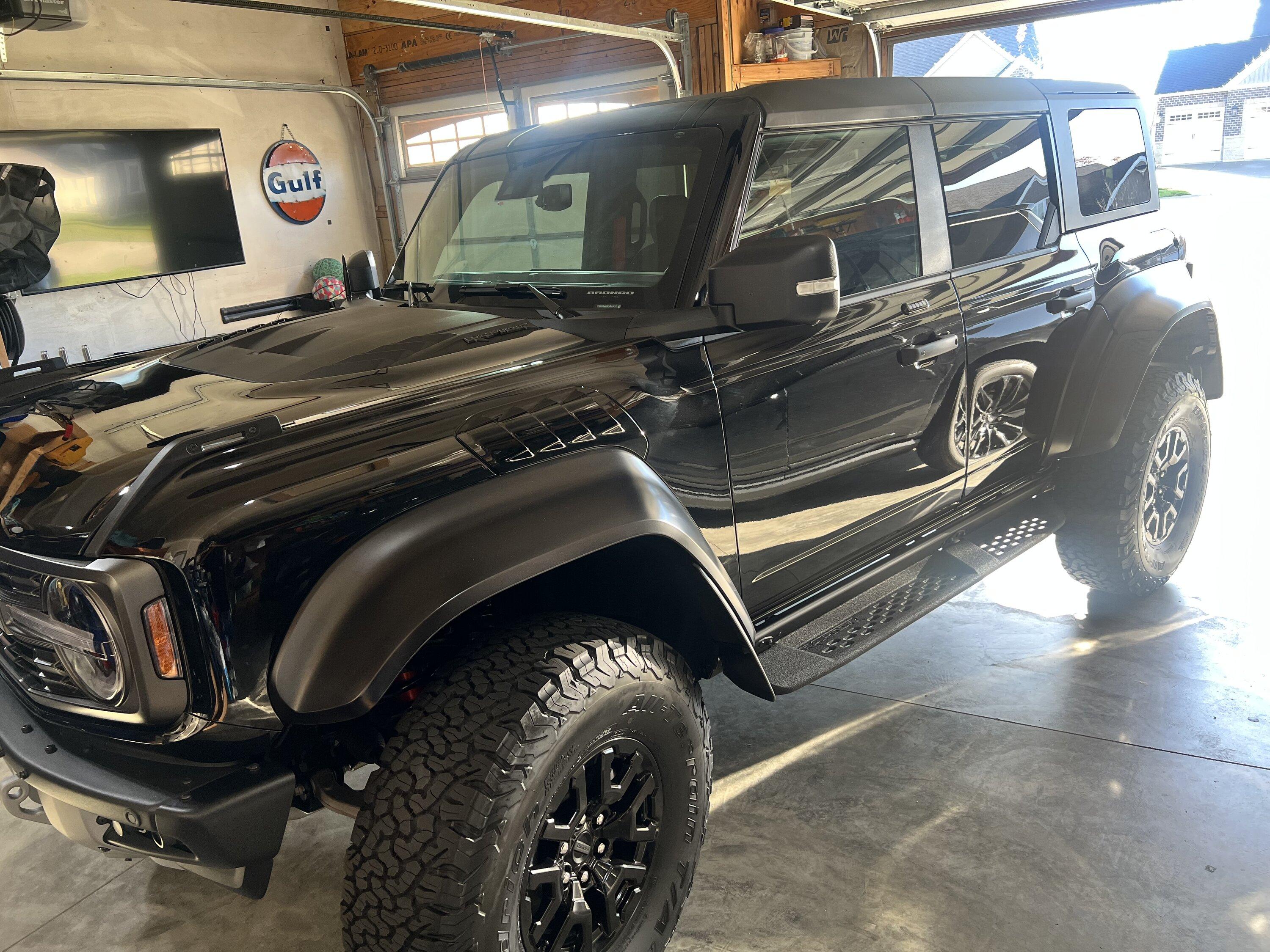 Bronco Raptor R Jump Made the jump to the Raptor | Bronco6G - 2021+ Ford Bronco & Bronco ...