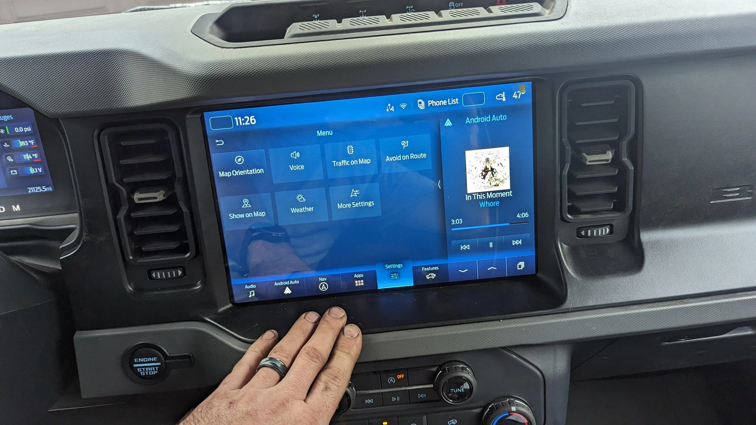 Ford Bronco Replacing 8" with 12" Screen? 2