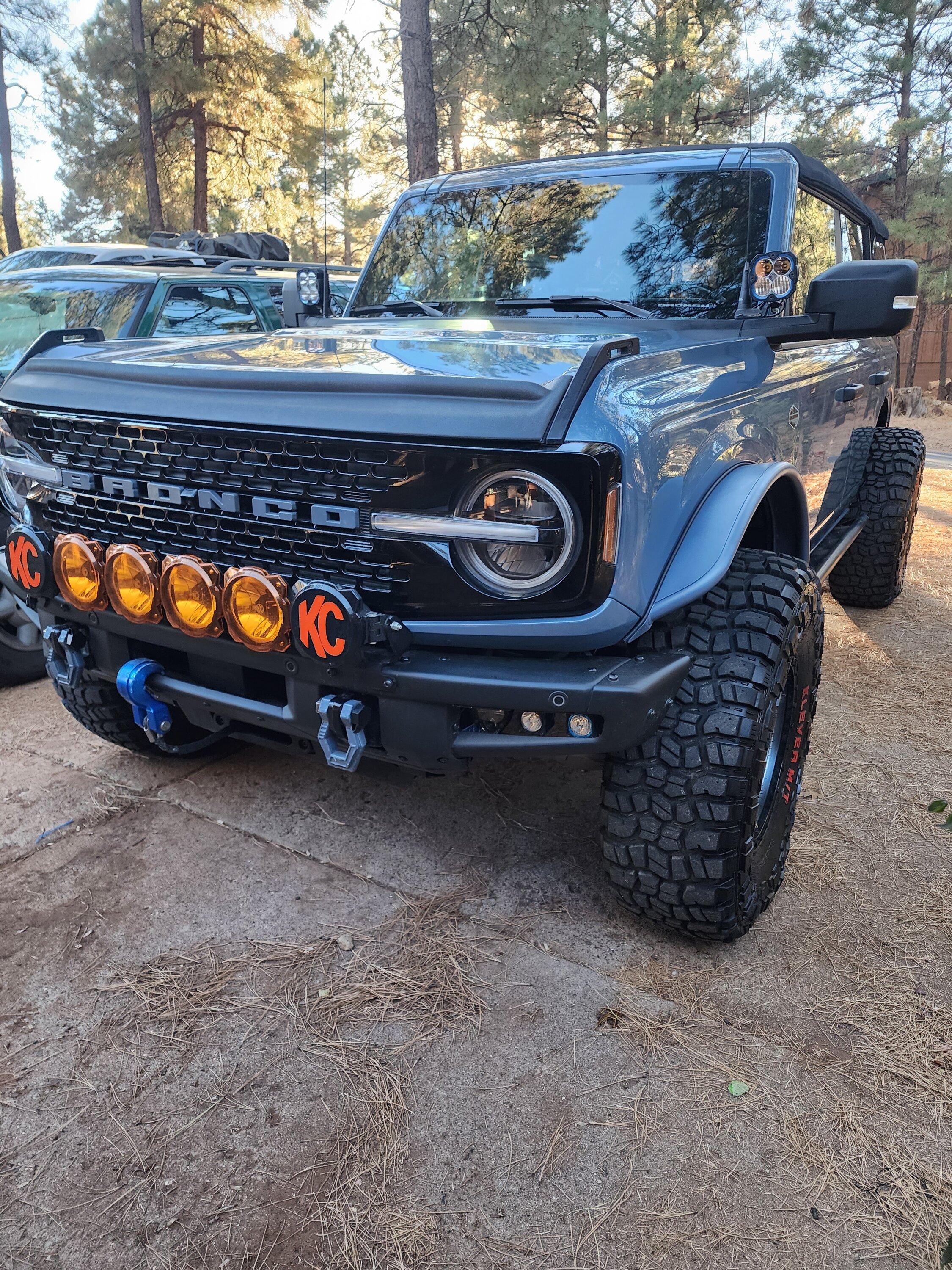 Ford Bronco DV8 Fender Flares Installed 20231111_155250