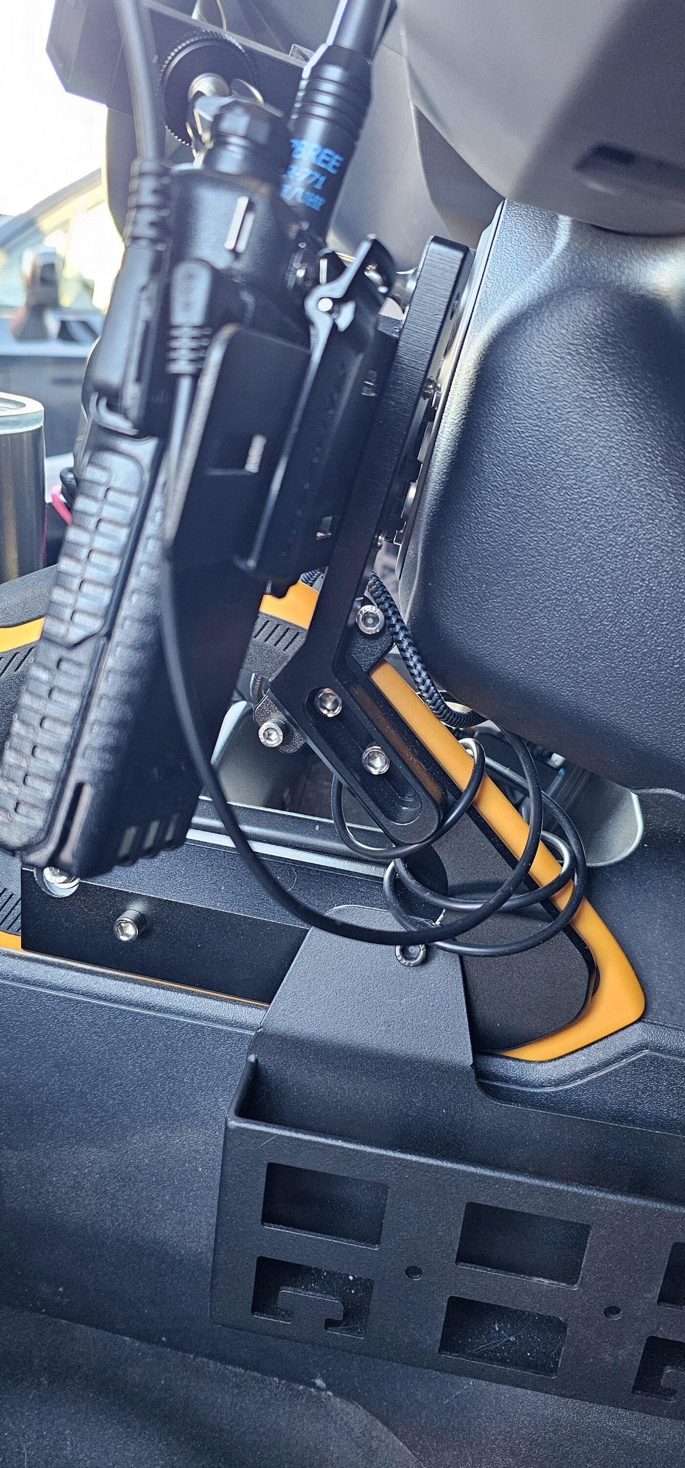 Ford Bronco Securing handheld radio inside cabin 20231112_160020