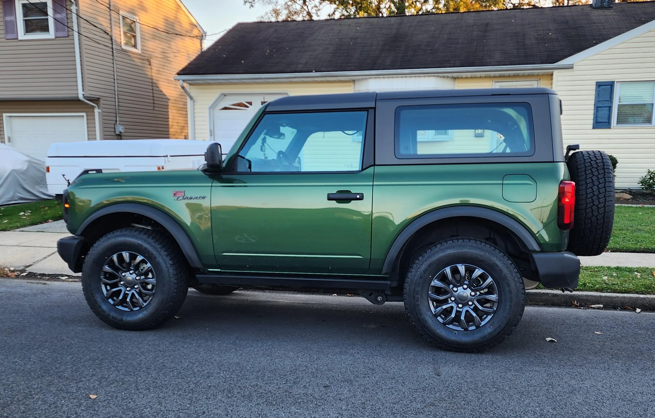 Ford Bronco All terrain beefy tire recommendations? 20231103_171224