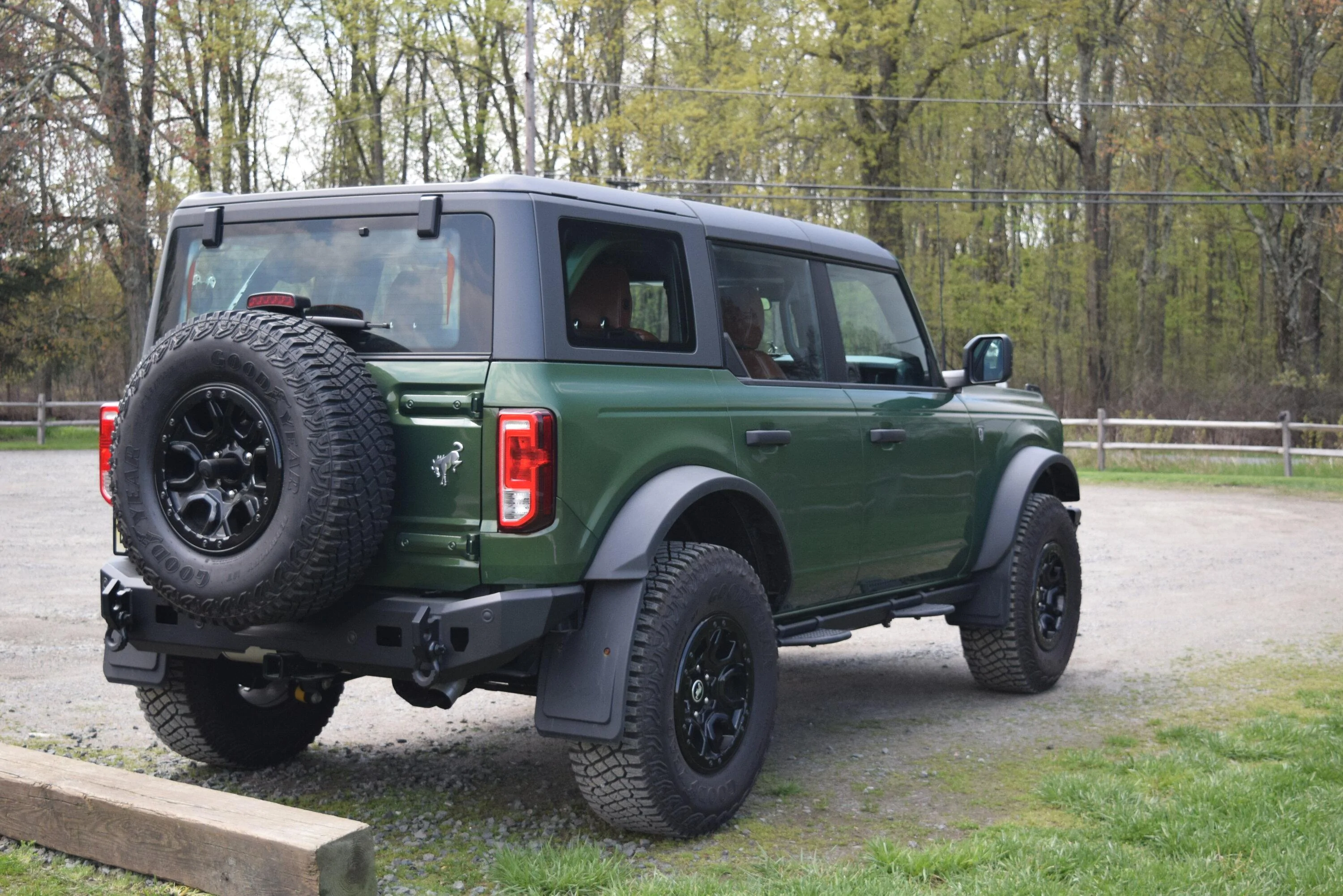 Ford Bronco Looking for a rear bumper DSC_0620