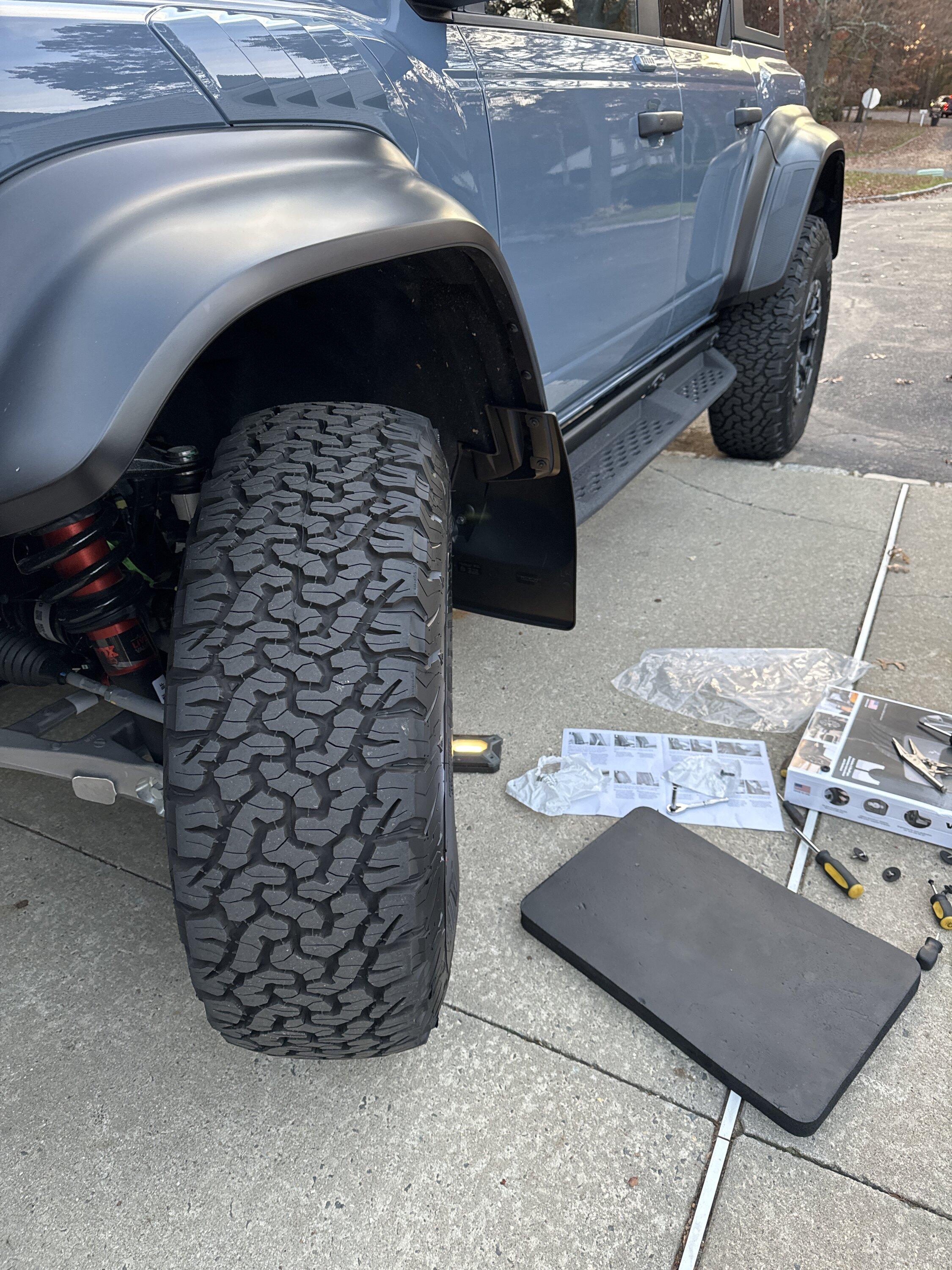 Ford Bronco Weathertech Mudflaps/Bronco Raptor image