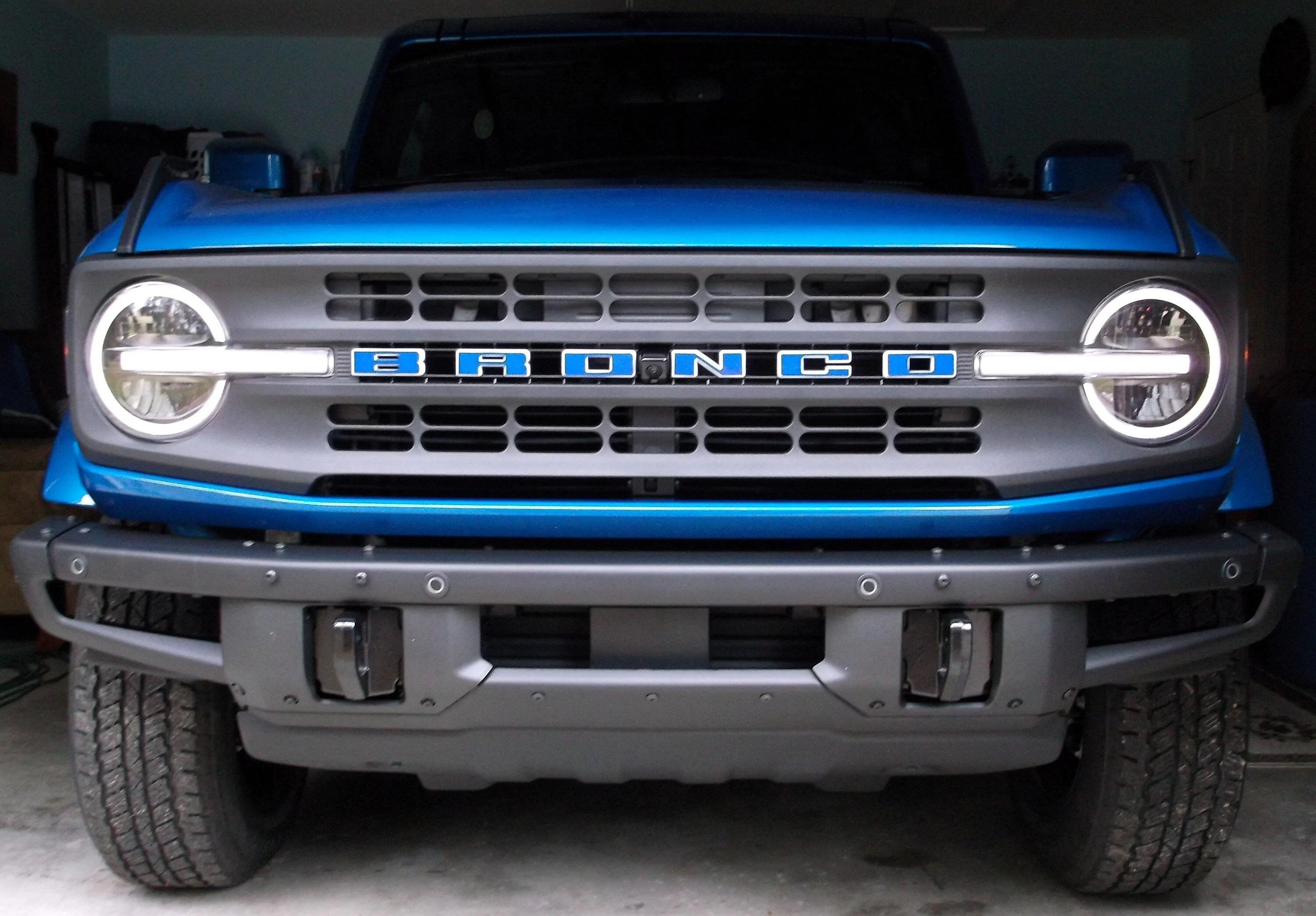 Ford Bronco Swapping Grilles & Front Facing Camera DSCF4310