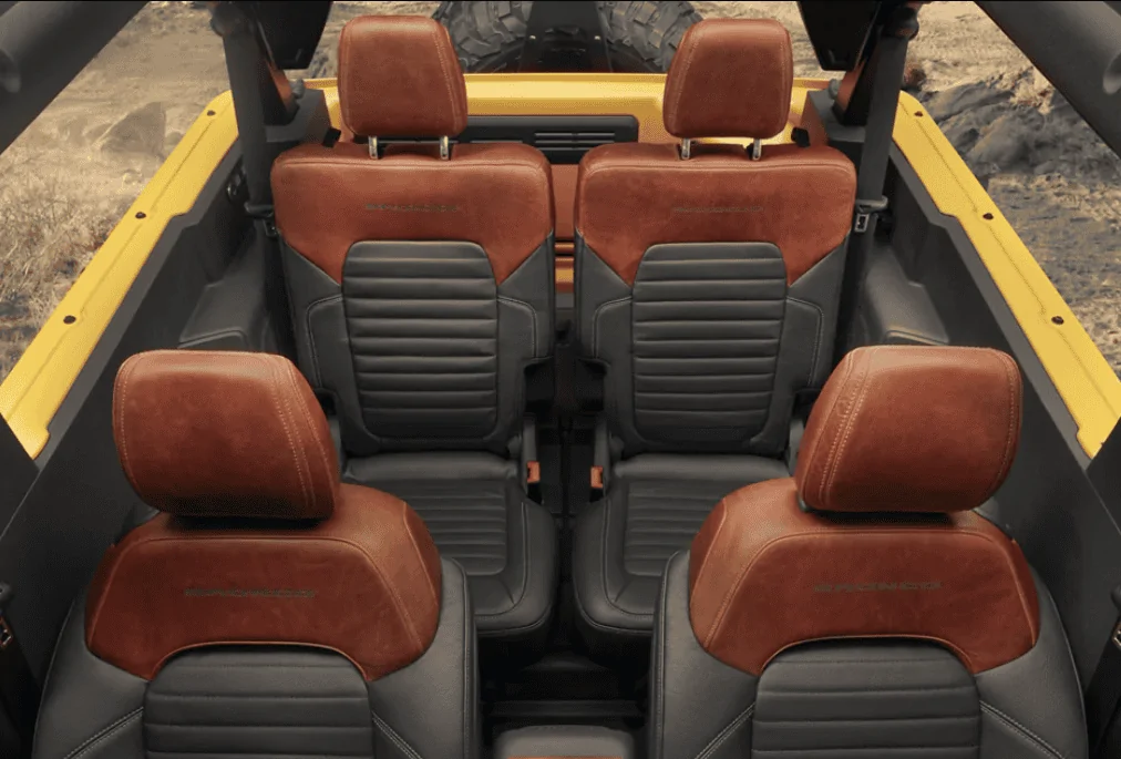 Ford Bronco Interior options are ruining my decision 1604276669022