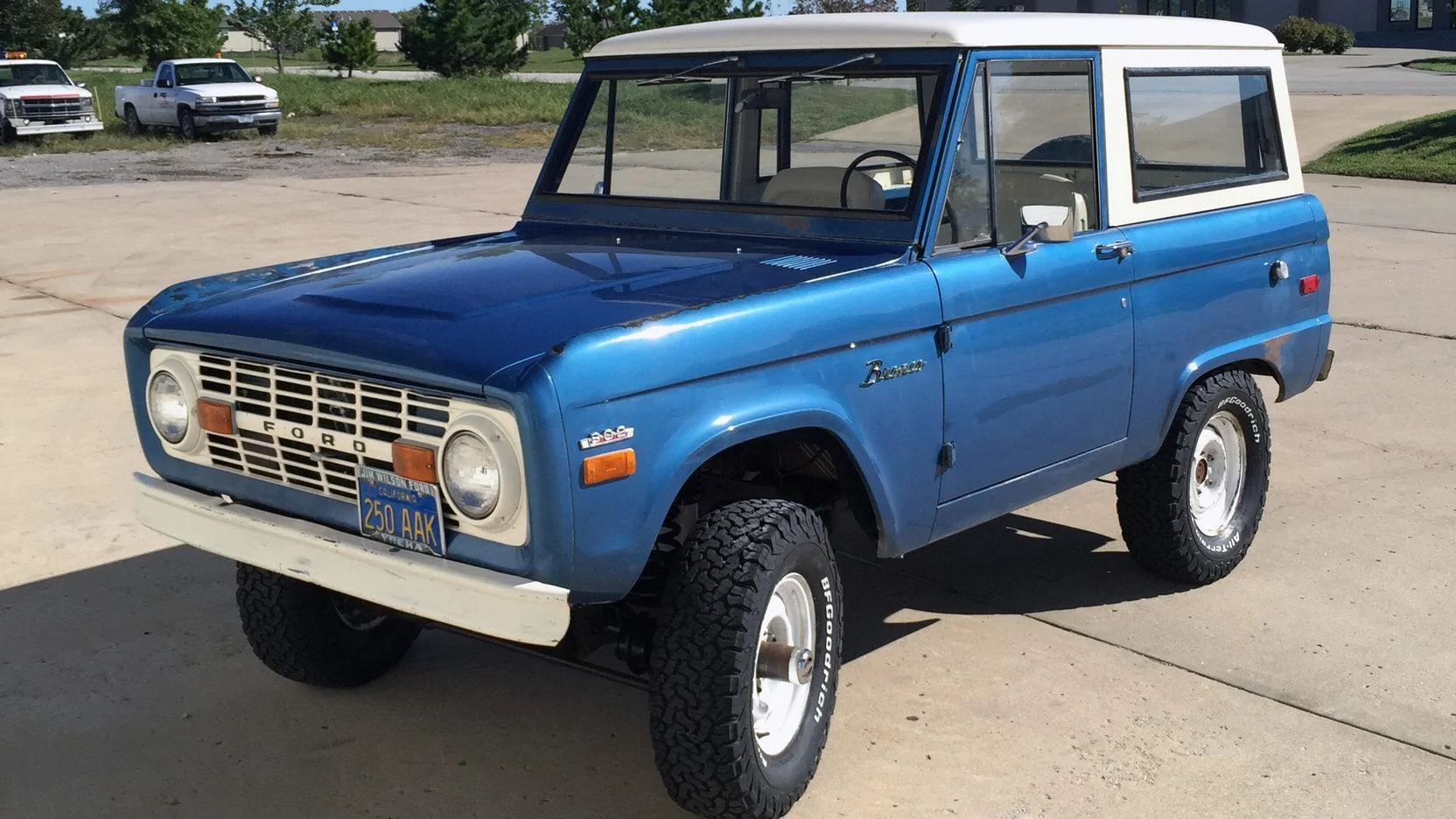 Ford Bronco Bronco colors: Then & Now ka0316-235552_1@2x[1]