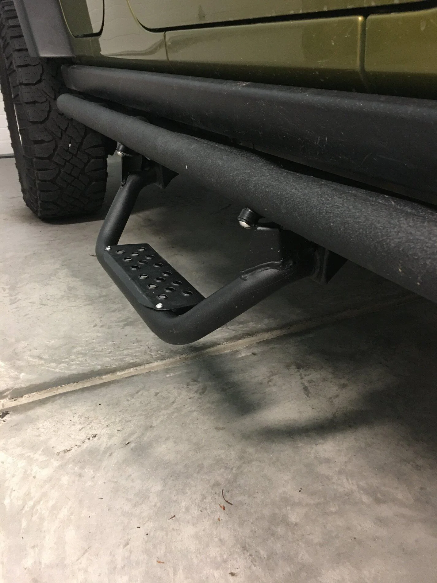 Ford Bronco Tube Steps... door ding protection? IMG_7024