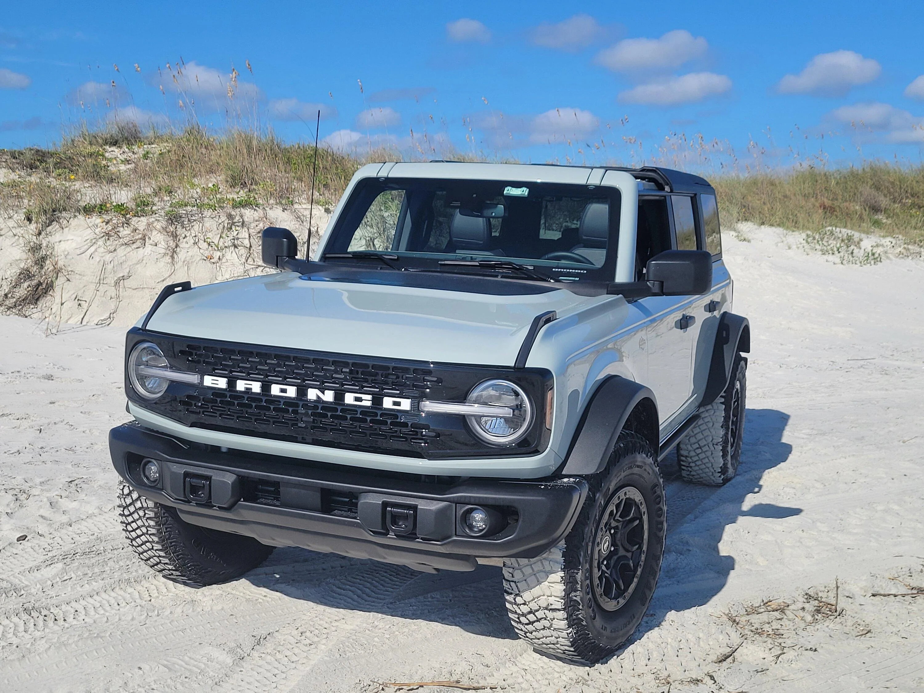 Ford Bronco CACTUS GRAY Bronco Club 20231030_111424