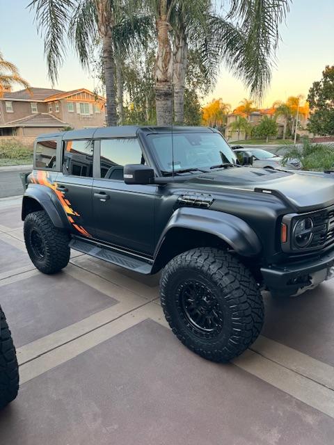 Ford Bronco Shadow black Bronco Raptor IMG_2060