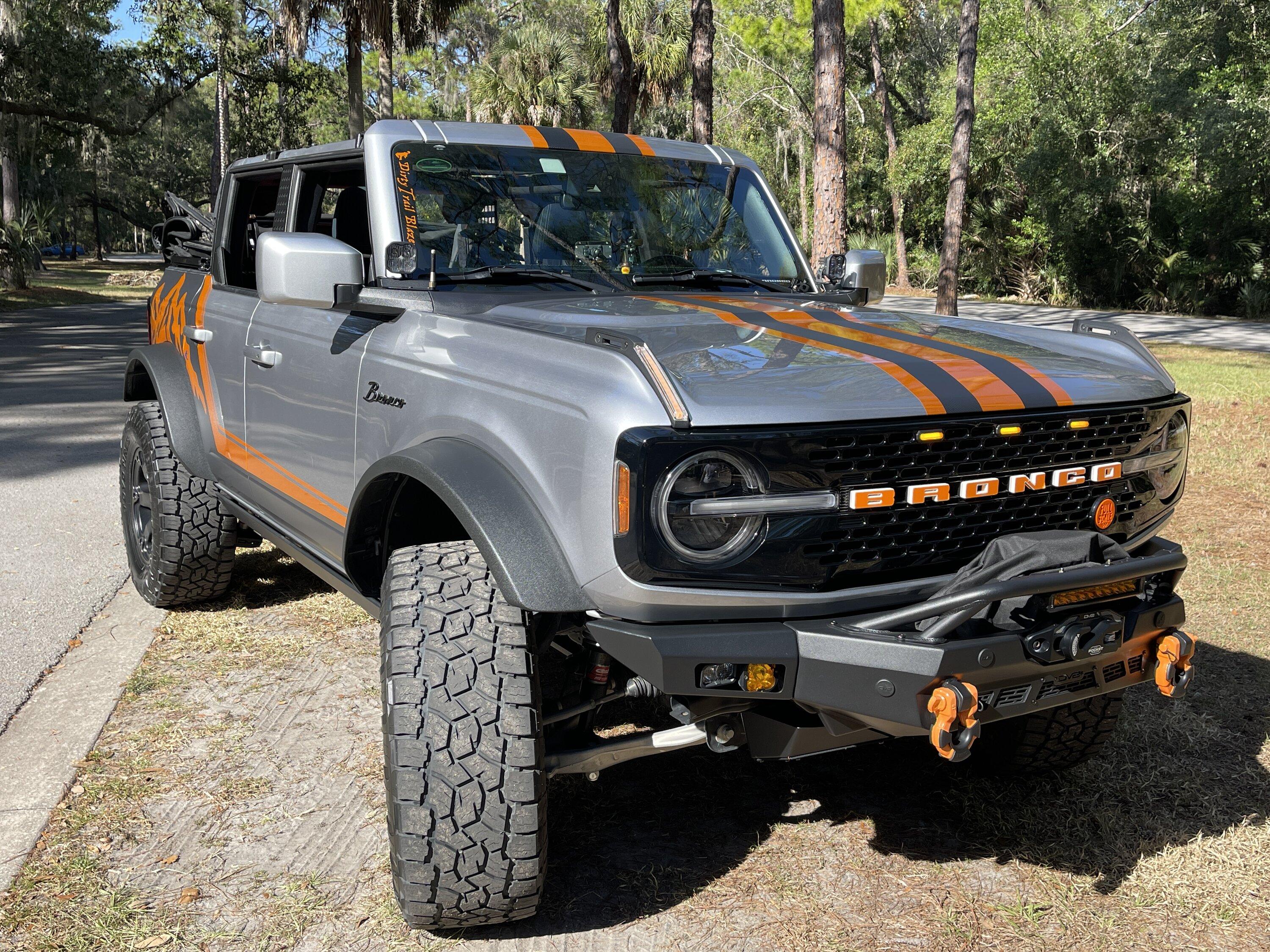 Ford Bronco Show me your Bronco - Graphics / Decals / Wrapped Edition IMG_3136