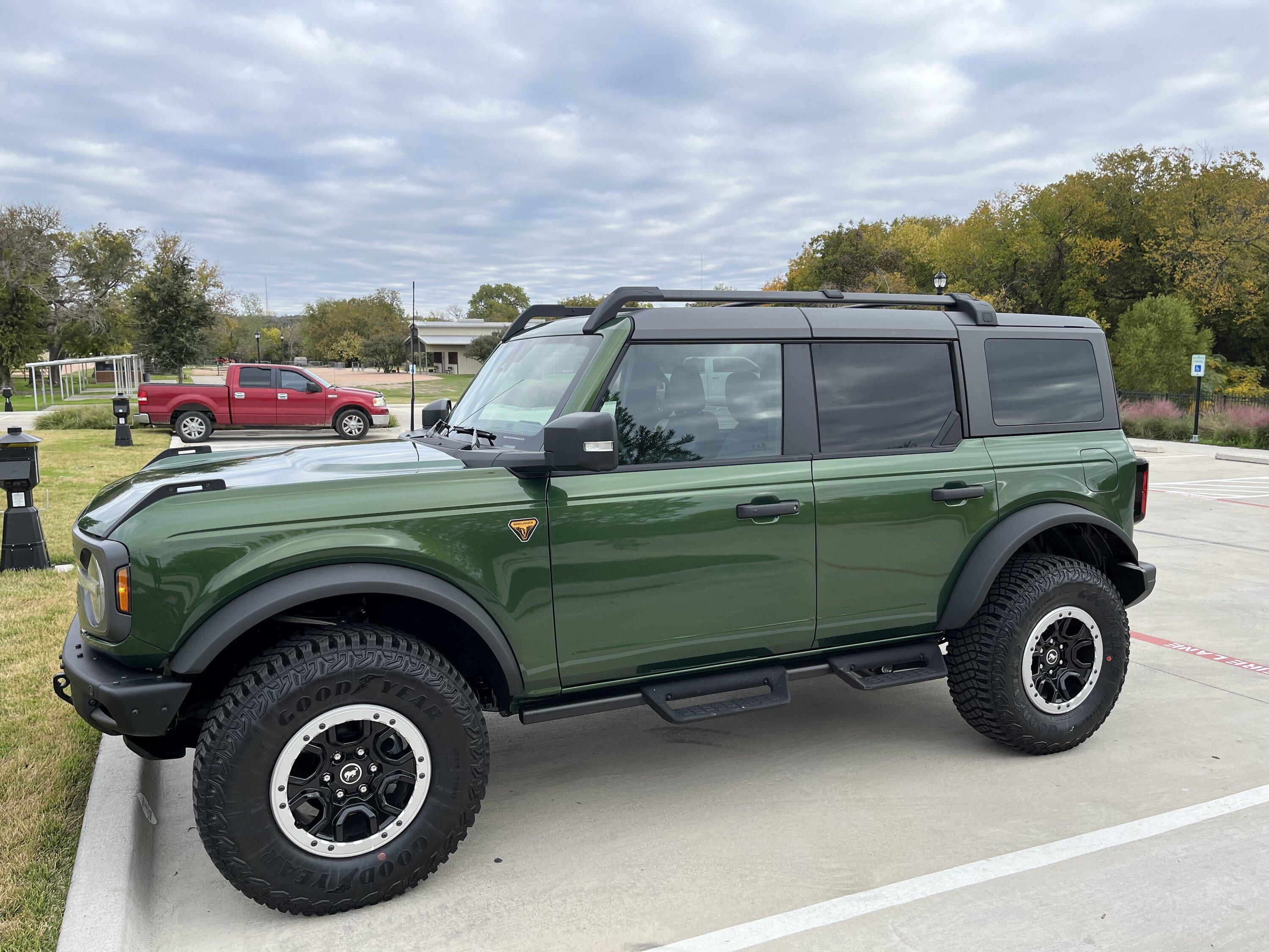 Ford Bronco Hi Everybody! IMG_6323